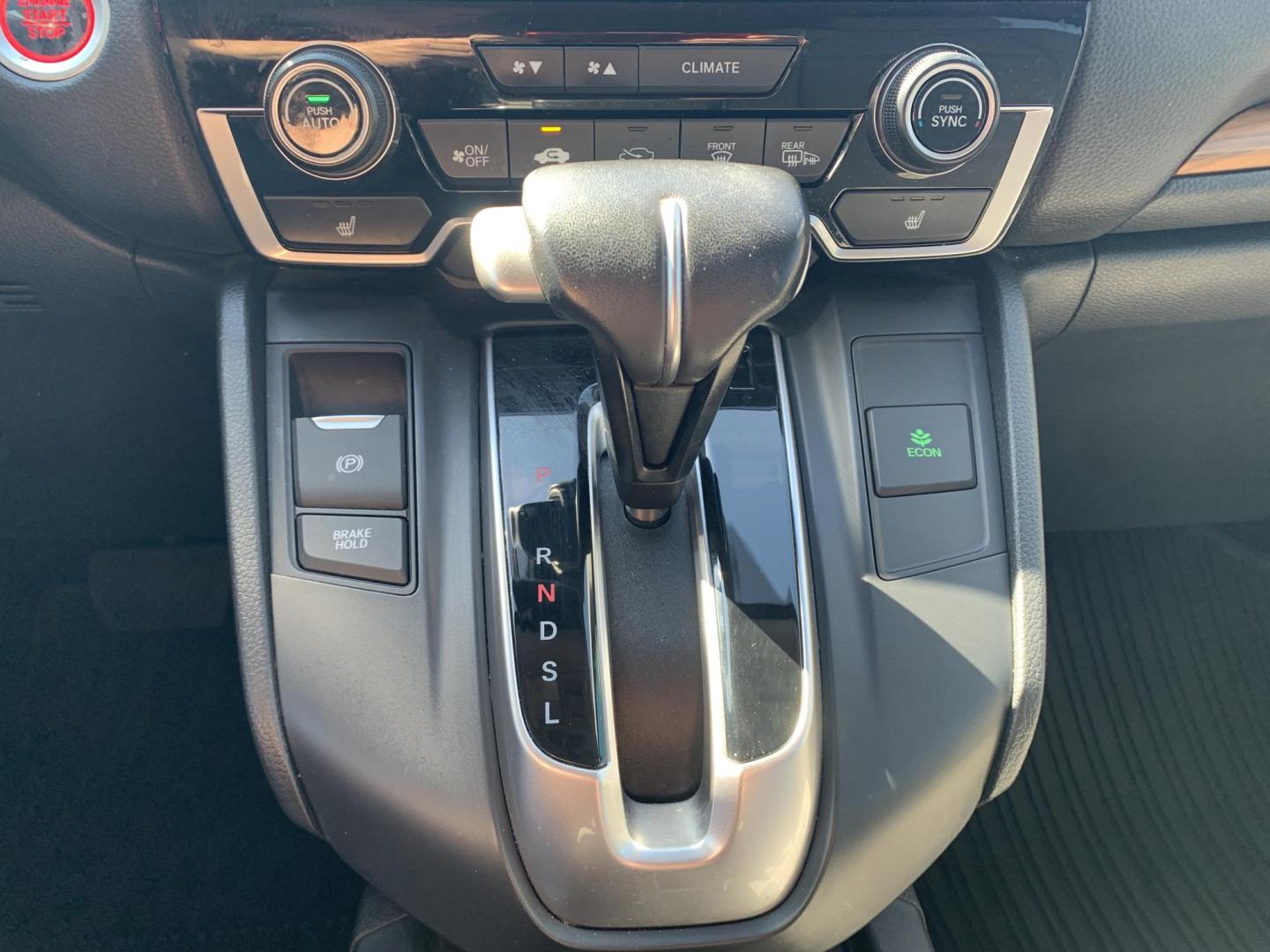 2018 GRAY /GRAY Honda CR-V EX-L AWD (5J6RW2H82JL) with an 2.4L L4 DOHC 16V engine, Automatic transmission, located at 506 S. Kingshighway, Cape Girardeau, MO, 63703, (573) 235-5000, 37.294991, -89.553635 - 2018 Honda CR-V EXL 114,xxx miles Bluetooth Cruise Control Dual Power Front Seats Folding Rear Seat Heated Seats Leather Seats Navigation System Power Driver's Seat Power Windows/Doors/Locks Proximity Sensing Keyless Entry Push-Button Engine Start Rear Window Defroster Remote Engine St - Photo#26