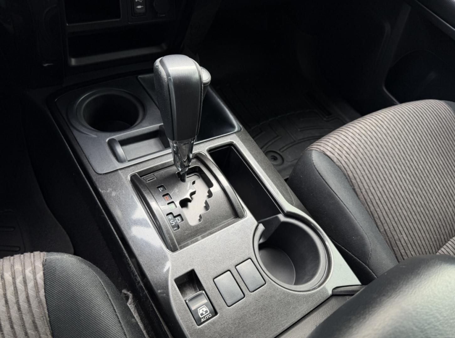 2014 WHITE /Black Toyota 4Runner SR5 4WD (JTEBU5JR4E5) with an 4.0L V6 engine, Automatic transmission, located at 2990 Old Orchard Rd., Jackson, MO, 63755, 37.354214, -89.612106 - 2014 Toyota 4Runner SR5 207xxx miles 4 Wheel Drive 4.0L V6 Automatic Backup Camera Power Driver Seat Bluetooth Cruise Power Windows/Locks/Mirrors We have financing available and we accept trades! Fill out a credit application on our website or come by today! If you have any questions, giv - Photo#23