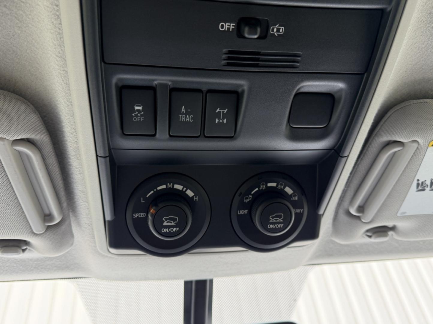 2014 WHITE /Black Toyota 4Runner SR5 4WD (JTEBU5JR4E5) with an 4.0L V6 engine, Automatic transmission, located at 2990 Old Orchard Rd., Jackson, MO, 63755, 37.354214, -89.612106 - 2014 Toyota 4Runner SR5 207xxx miles 4 Wheel Drive 4.0L V6 Automatic Backup Camera Power Driver Seat Bluetooth Cruise Power Windows/Locks/Mirrors We have financing available and we accept trades! Fill out a credit application on our website or come by today! If you have any questions, giv - Photo#30