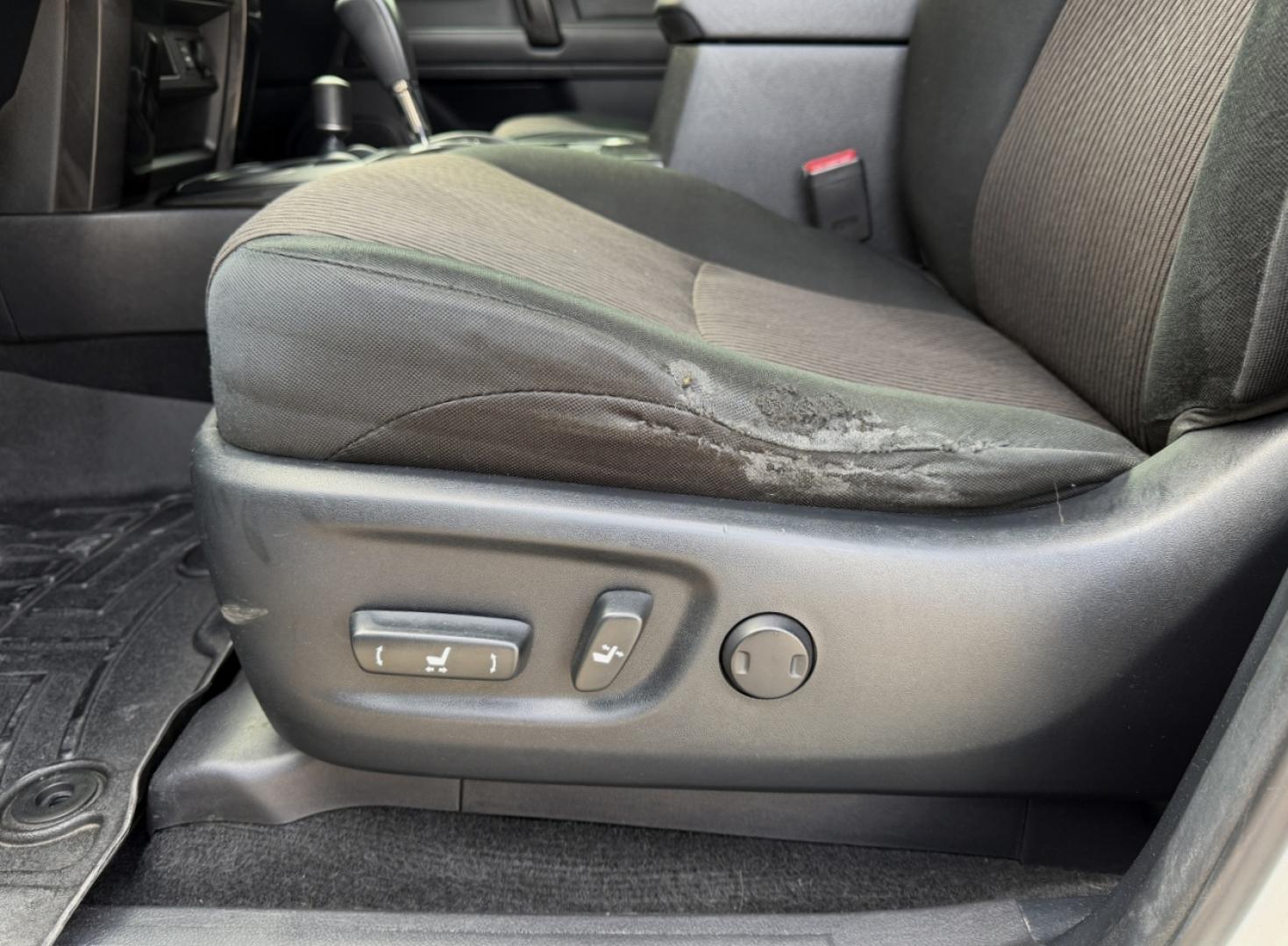 2014 WHITE /Black Toyota 4Runner SR5 4WD (JTEBU5JR4E5) with an 4.0L V6 engine, Automatic transmission, located at 2990 Old Orchard Rd., Jackson, MO, 63755, 37.354214, -89.612106 - 2014 Toyota 4Runner SR5 207xxx miles 4 Wheel Drive 4.0L V6 Automatic Backup Camera Power Driver Seat Bluetooth Cruise Power Windows/Locks/Mirrors We have financing available and we accept trades! Fill out a credit application on our website or come by today! If you have any questions, giv - Photo#4