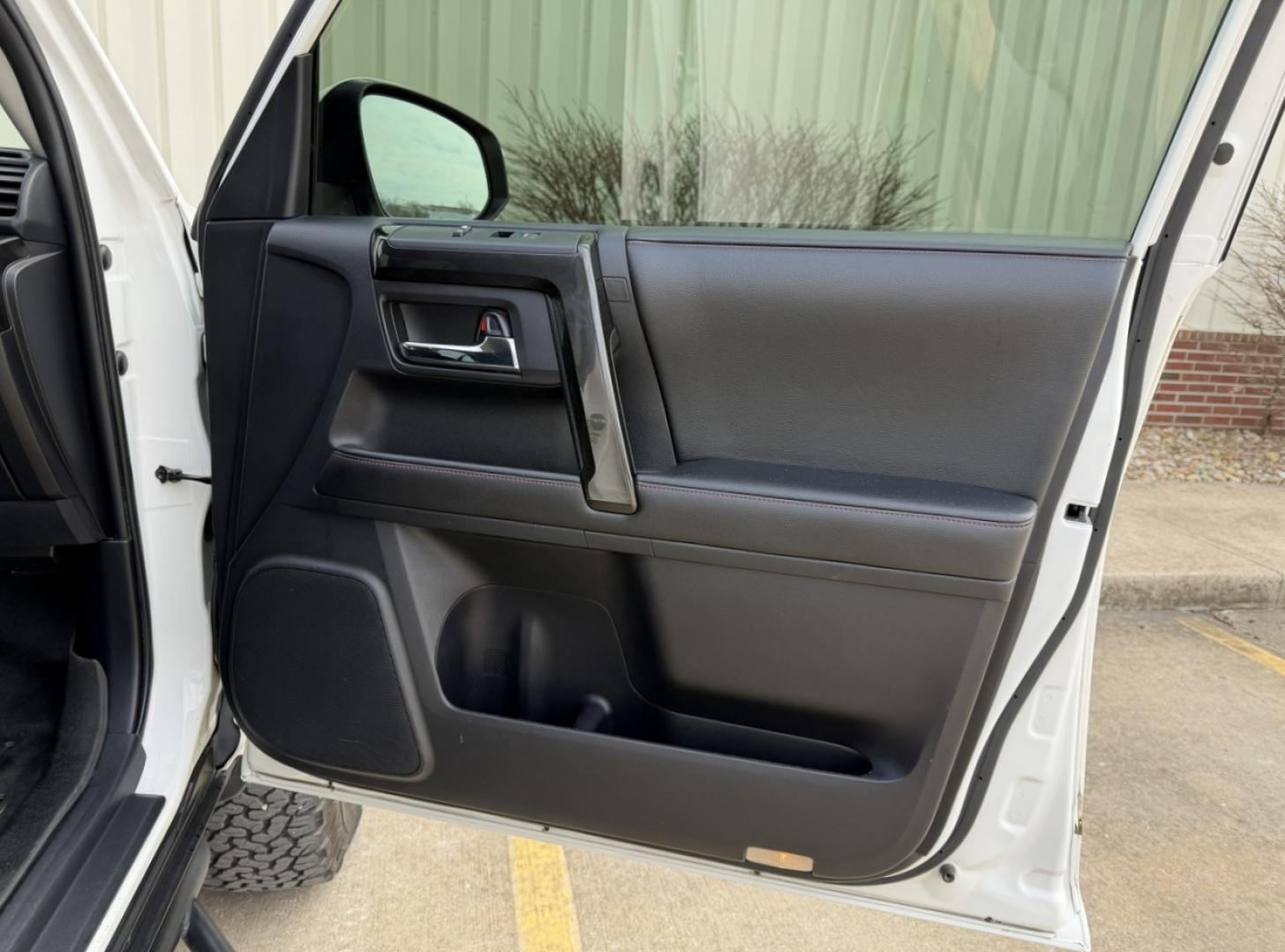 2014 WHITE /Black Toyota 4Runner SR5 4WD (JTEBU5JR4E5) with an 4.0L V6 engine, Automatic transmission, located at 2990 Old Orchard Rd., Jackson, MO, 63755, 37.354214, -89.612106 - 2014 Toyota 4Runner SR5 207xxx miles 4 Wheel Drive 4.0L V6 Automatic Backup Camera Power Driver Seat Bluetooth Cruise Power Windows/Locks/Mirrors We have financing available and we accept trades! Fill out a credit application on our website or come by today! If you have any questions, giv - Photo#14