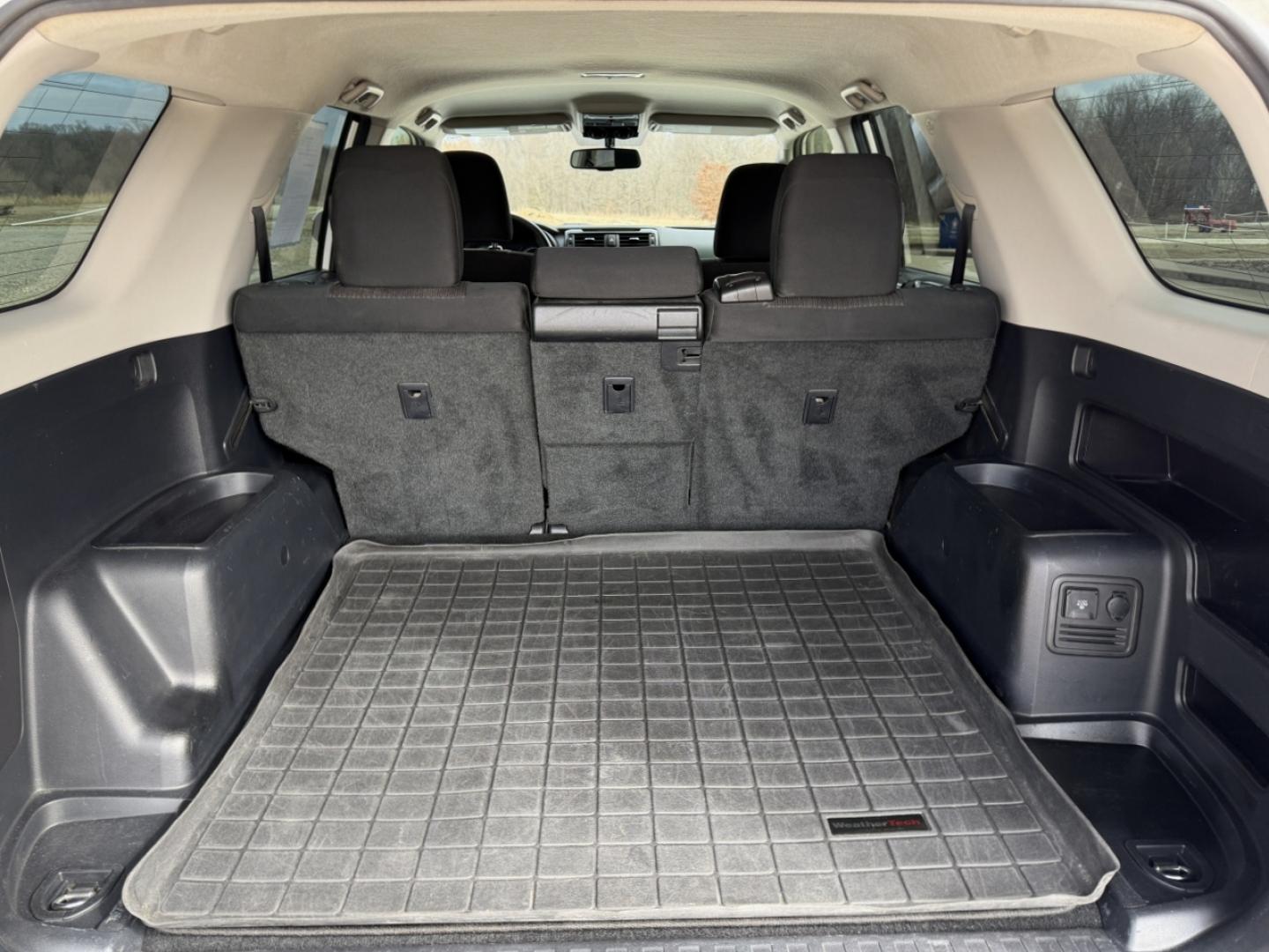 2014 WHITE /Black Toyota 4Runner SR5 4WD (JTEBU5JR4E5) with an 4.0L V6 engine, Automatic transmission, located at 2990 Old Orchard Rd., Jackson, MO, 63755, 37.354214, -89.612106 - 2014 Toyota 4Runner SR5 207xxx miles 4 Wheel Drive 4.0L V6 Automatic Backup Camera Power Driver Seat Bluetooth Cruise Power Windows/Locks/Mirrors We have financing available and we accept trades! Fill out a credit application on our website or come by today! If you have any questions, giv - Photo#19