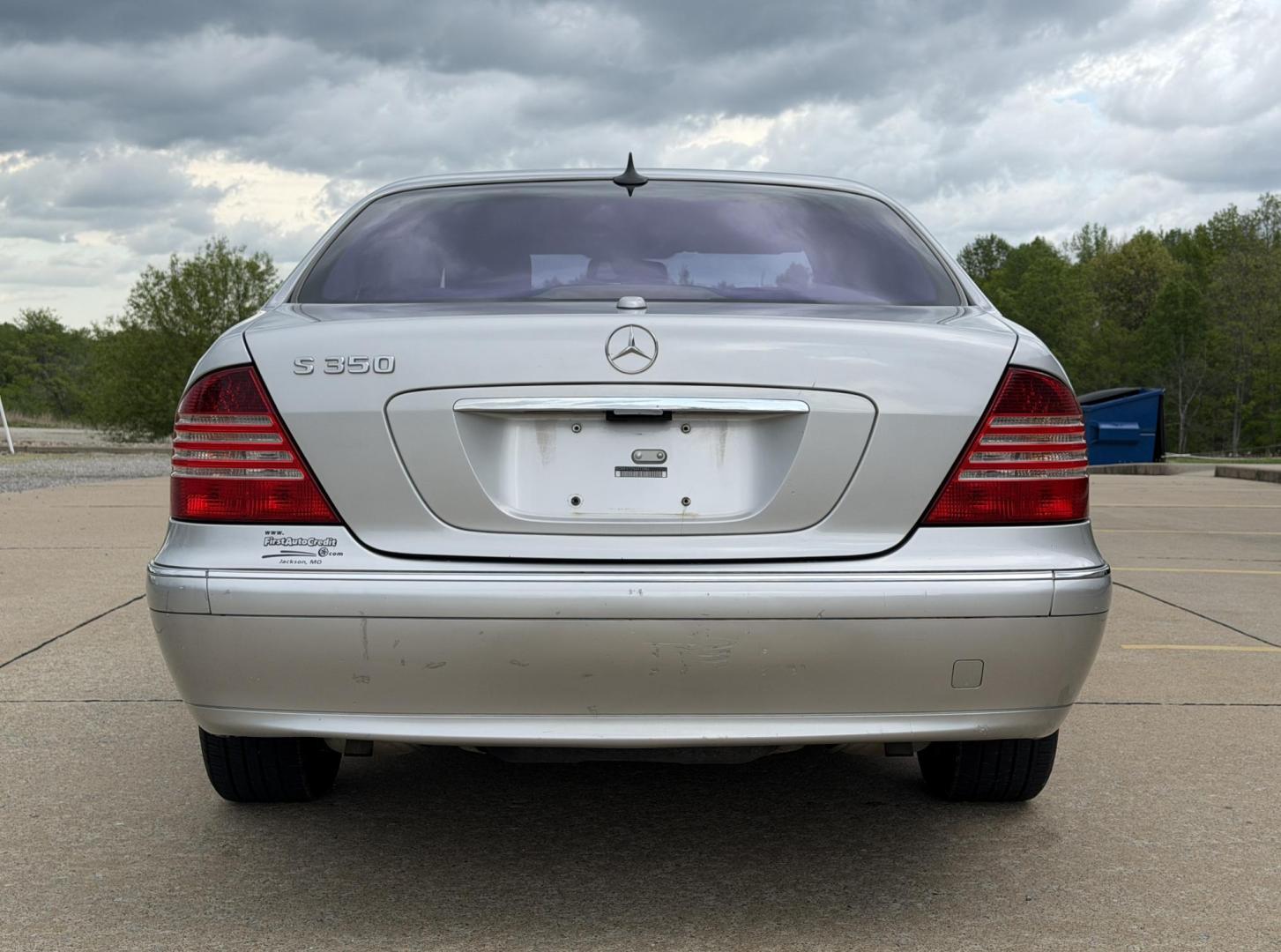 2006 SILVER /Gray Mercedes-Benz S-Class S350 (WDBNF67J76A) with an 3.7L V6 engine, Automatic transmission, located at 2990 Old Orchard Rd., Jackson, MO, 63755, 37.354214, -89.612106 - 2006 Mercedes-Benz S-Class S350 129xxx miles Rear Wheel Drive 3.7L V6 Automatic Leather Navigation Power/Heated Seats Sunroof Cruise Power Windows/Locks/Mirrors We have financing available and we accept trades! Fill out a credit application on our website or come by today! If you have an - Photo#10