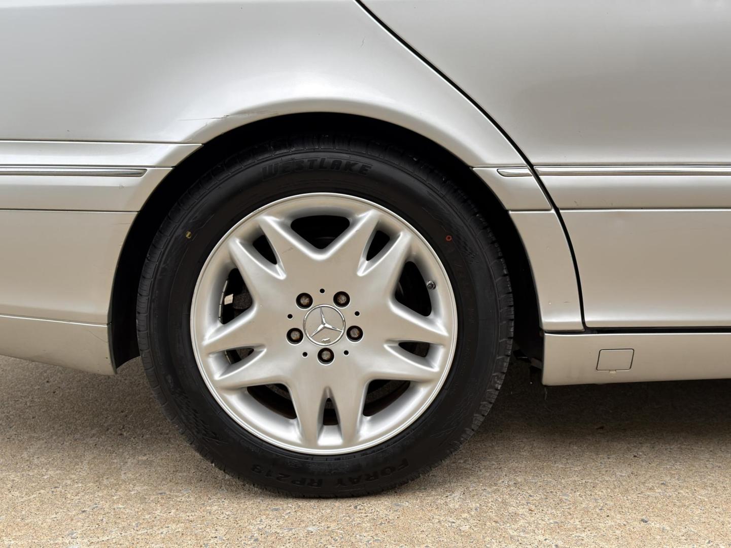 2006 SILVER /Gray Mercedes-Benz S-Class S350 (WDBNF67J76A) with an 3.7L V6 engine, Automatic transmission, located at 2990 Old Orchard Rd., Jackson, MO, 63755, 37.354214, -89.612106 - 2006 Mercedes-Benz S-Class S350 129xxx miles Rear Wheel Drive 3.7L V6 Automatic Leather Navigation Power/Heated Seats Sunroof Cruise Power Windows/Locks/Mirrors We have financing available and we accept trades! Fill out a credit application on our website or come by today! If you have an - Photo#38