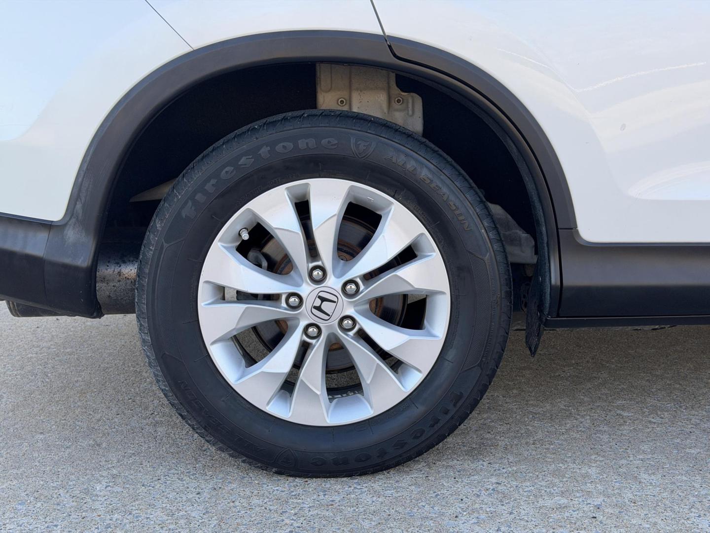 2012 WHITE /Tan Honda CR-V EX (5J6RM4H59CL) with an 2.4L 4 Cyl. engine, Automatic transmission, located at 2990 Old Orchard Rd., Jackson, MO, 63755, 37.354214, -89.612106 - 2012 Honda CR-V EX 237xxx miles All Wheel Drive 2.4L 4 Cyl. Automatic Backup Camera Sunroof Bluetooth Cruise Power Windows/Locks/Mirrors We have financing available and we accept trades! Fill out a credit application on our website or come by today! If you have any questions, give us a ca - Photo#34