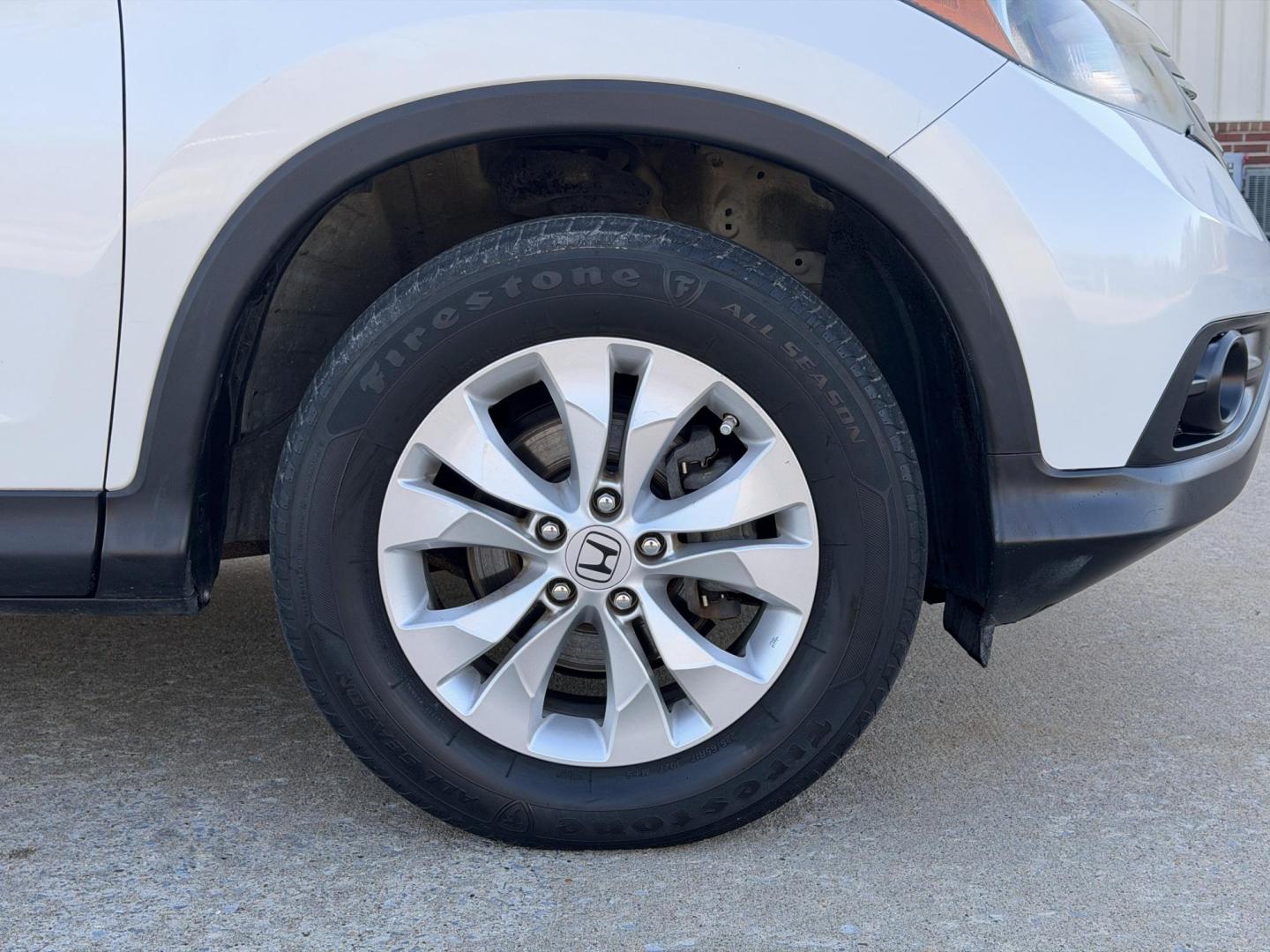 2012 WHITE /Tan Honda CR-V EX (5J6RM4H59CL) with an 2.4L 4 Cyl. engine, Automatic transmission, located at 2990 Old Orchard Rd., Jackson, MO, 63755, 37.354214, -89.612106 - 2012 Honda CR-V EX 237xxx miles All Wheel Drive 2.4L 4 Cyl. Automatic Backup Camera Sunroof Bluetooth Cruise Power Windows/Locks/Mirrors We have financing available and we accept trades! Fill out a credit application on our website or come by today! If you have any questions, give us a ca - Photo#35