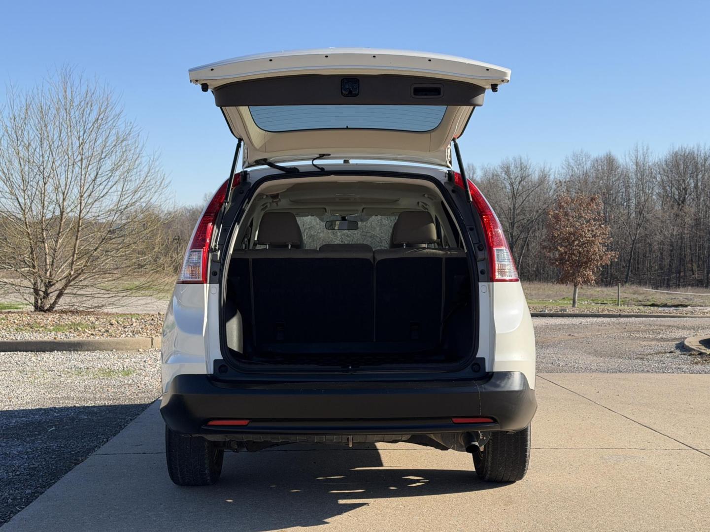 2012 WHITE /Tan Honda CR-V EX (5J6RM4H59CL) with an 2.4L 4 Cyl. engine, Automatic transmission, located at 2990 Old Orchard Rd., Jackson, MO, 63755, 37.354214, -89.612106 - 2012 Honda CR-V EX 237xxx miles All Wheel Drive 2.4L 4 Cyl. Automatic Backup Camera Sunroof Bluetooth Cruise Power Windows/Locks/Mirrors We have financing available and we accept trades! Fill out a credit application on our website or come by today! If you have any questions, give us a ca - Photo#17