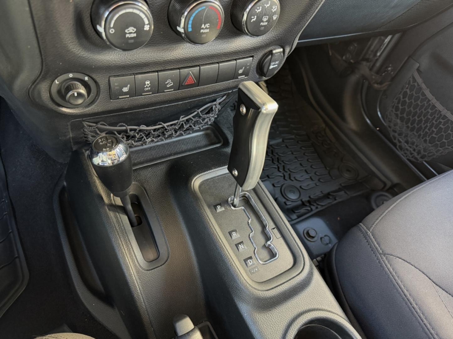 2018 GRAY /Black Jeep Wrangler Unlimited Sport 4WD (1C4BJWDG8JL) with an 3.6L V6 engine, Automatic transmission, located at 2990 Old Orchard Rd., Jackson, MO, 63755, 37.354214, -89.612106 - 2018 Jeep Wrangler Unlimited Sport 1-Owner 81xxx miles 4 Wheel Drive 3.6L V6 Automatic Heated Seats Bluetooth Remote Start Cruise Power Windows/Locks/Mirrors We have financing available and we accept trades! Fill out a credit application on our website or come by today! If you have any q - Photo#2