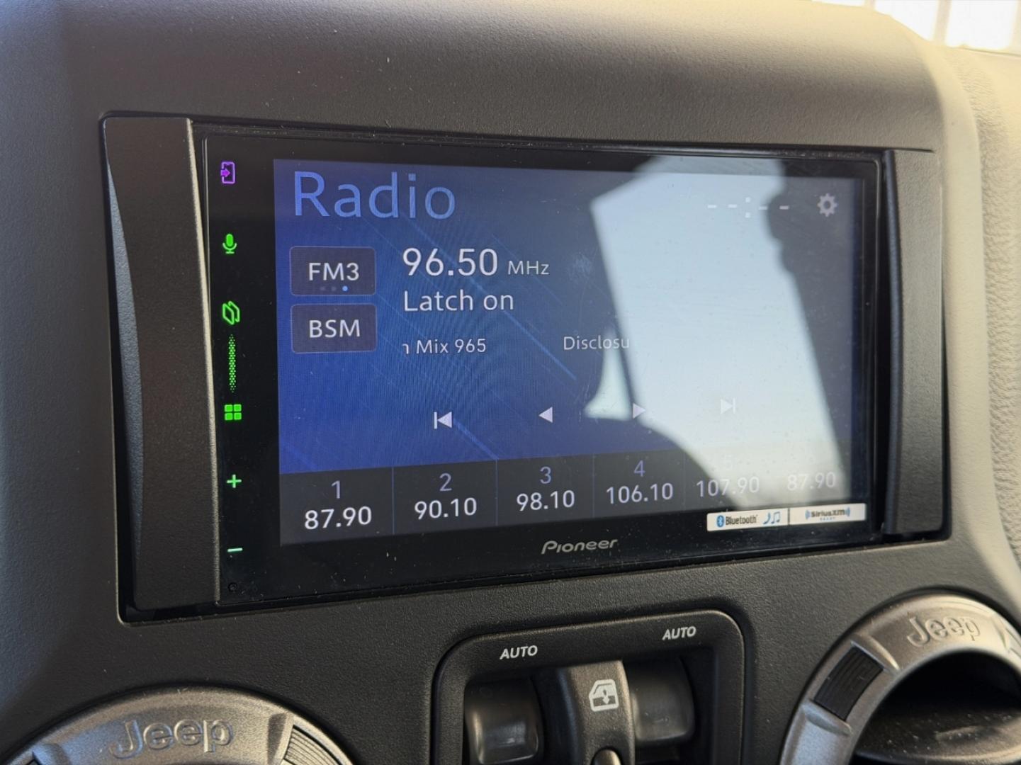 2018 GRAY /Black Jeep Wrangler Unlimited Sport 4WD (1C4BJWDG8JL) with an 3.6L V6 engine, Automatic transmission, located at 2990 Old Orchard Rd., Jackson, MO, 63755, 37.354214, -89.612106 - 2018 Jeep Wrangler Unlimited Sport 1-Owner 81xxx miles 4 Wheel Drive 3.6L V6 Automatic Heated Seats Bluetooth Remote Start Cruise Power Windows/Locks/Mirrors We have financing available and we accept trades! Fill out a credit application on our website or come by today! If you have any q - Photo#24