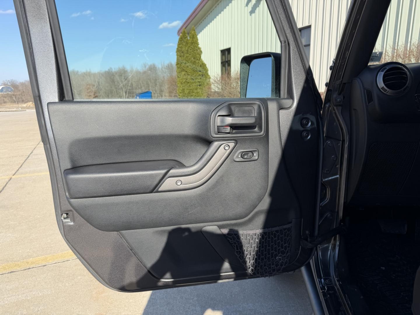 2018 GRAY /Black Jeep Wrangler Unlimited Sport 4WD (1C4BJWDG8JL) with an 3.6L V6 engine, Automatic transmission, located at 2990 Old Orchard Rd., Jackson, MO, 63755, 37.354214, -89.612106 - 2018 Jeep Wrangler Unlimited Sport 1-Owner 81xxx miles 4 Wheel Drive 3.6L V6 Automatic Heated Seats Bluetooth Remote Start Cruise Power Windows/Locks/Mirrors We have financing available and we accept trades! Fill out a credit application on our website or come by today! If you have any q - Photo#12