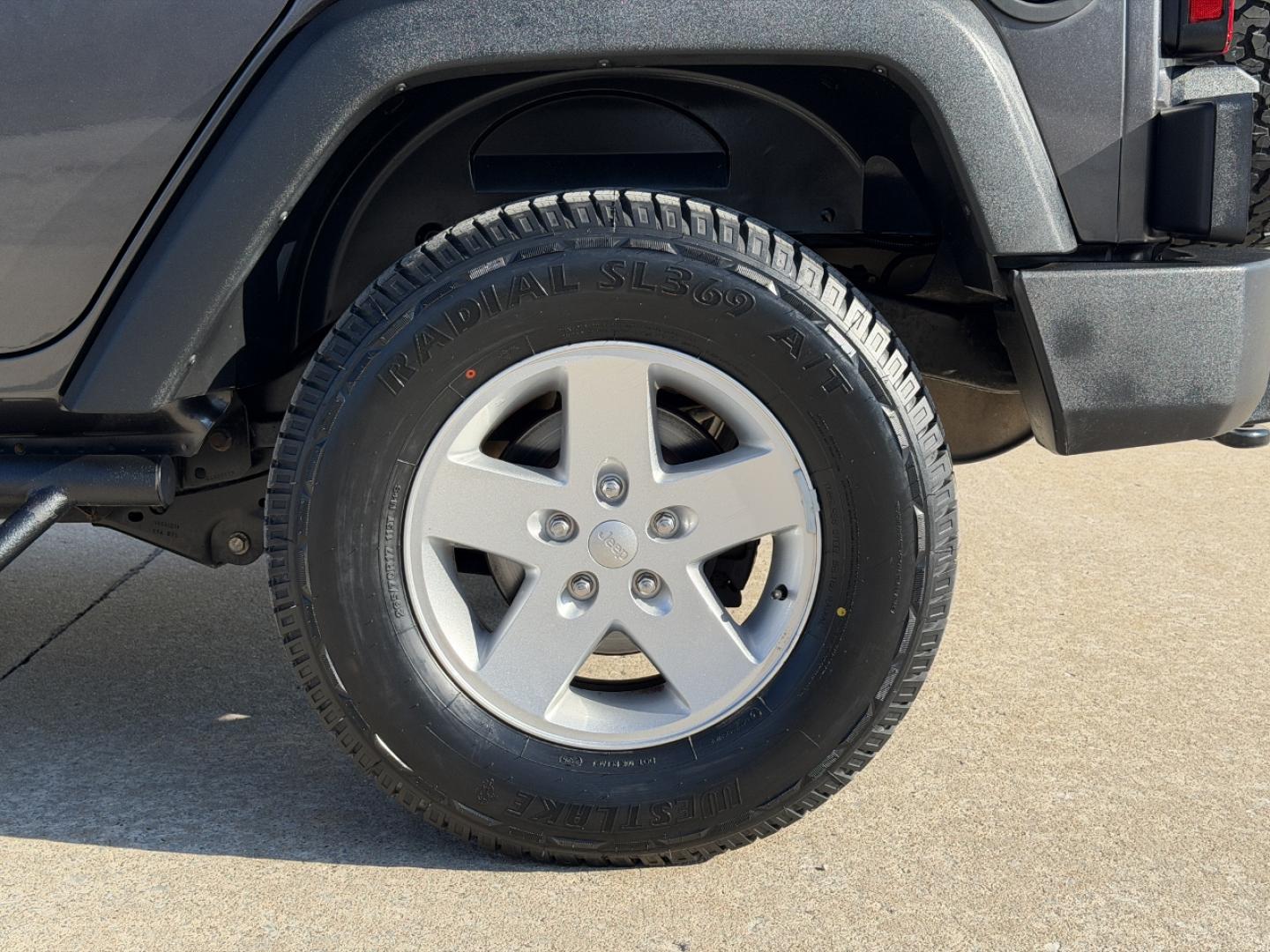 2018 GRAY /Black Jeep Wrangler Unlimited Sport 4WD (1C4BJWDG8JL) with an 3.6L V6 engine, Automatic transmission, located at 2990 Old Orchard Rd., Jackson, MO, 63755, 37.354214, -89.612106 - 2018 Jeep Wrangler Unlimited Sport 1-Owner 81xxx miles 4 Wheel Drive 3.6L V6 Automatic Heated Seats Bluetooth Remote Start Cruise Power Windows/Locks/Mirrors We have financing available and we accept trades! Fill out a credit application on our website or come by today! If you have any q - Photo#31