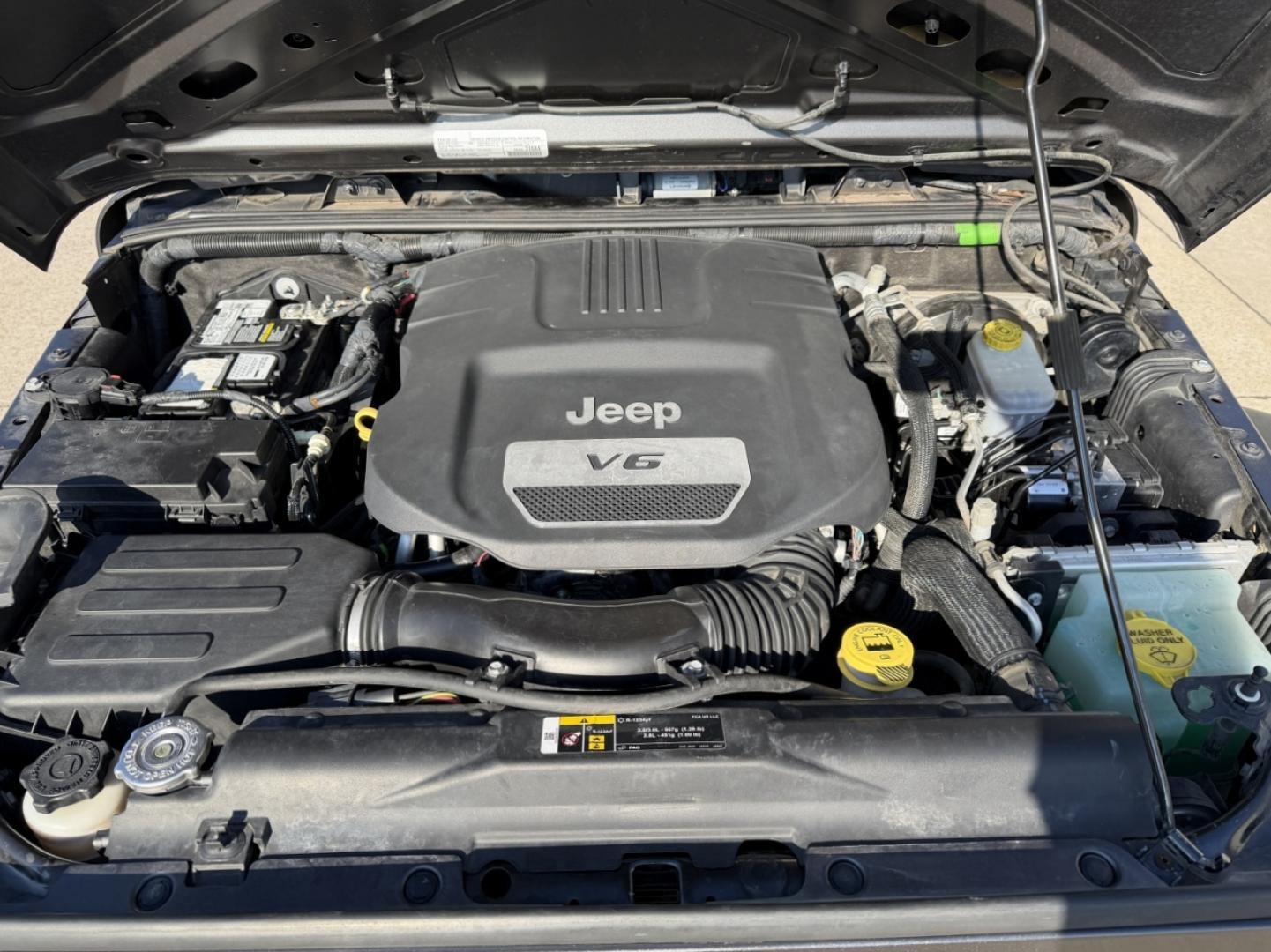 2018 GRAY /Black Jeep Wrangler Unlimited Sport 4WD (1C4BJWDG8JL) with an 3.6L V6 engine, Automatic transmission, located at 2990 Old Orchard Rd., Jackson, MO, 63755, 37.354214, -89.612106 - 2018 Jeep Wrangler Unlimited Sport 1-Owner 81xxx miles 4 Wheel Drive 3.6L V6 Automatic Heated Seats Bluetooth Remote Start Cruise Power Windows/Locks/Mirrors We have financing available and we accept trades! Fill out a credit application on our website or come by today! If you have any q - Photo#28