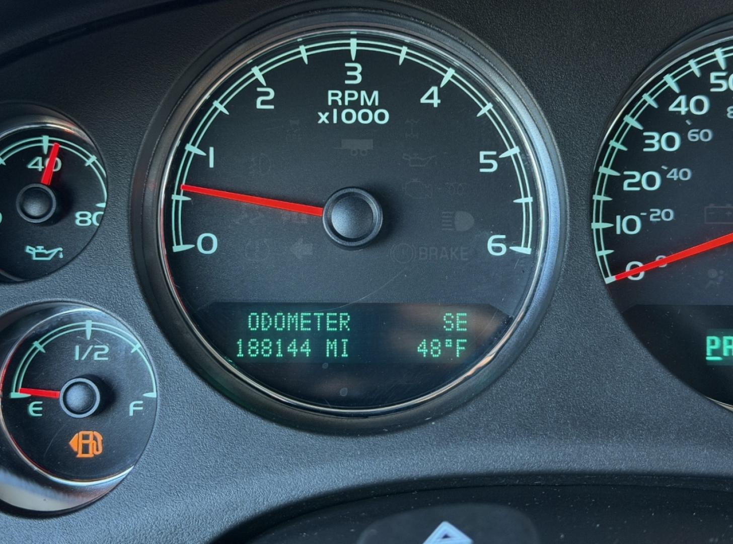 2013 BLUE /Black Chevrolet Avalanche LT (3GNTKFE79DG) with an 5.3L V8 engine, Automatic transmission, located at 2990 Old Orchard Rd., Jackson, MO, 63755, 37.354214, -89.612106 - 2013 Chevrolet Avalanche LT Black Diamond 188xxx miles 4x4 5.3L V8 Automatic Leather Power/Heated Seats Backup Camera Sunroof Remote Start Cruise Power Windows/Locks/Mirrors We have financing available and we accept trades! Fill out a credit application on our website or come by today! - Photo#23