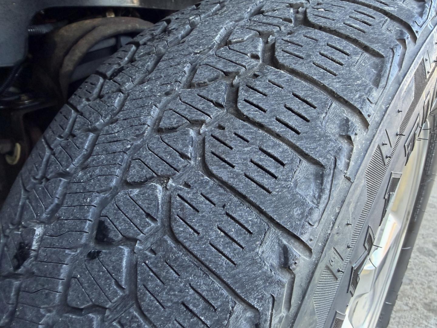 2013 BLUE /Black Chevrolet Avalanche LT (3GNTKFE79DG) with an 5.3L V8 engine, Automatic transmission, located at 2990 Old Orchard Rd., Jackson, MO, 63755, 37.354214, -89.612106 - 2013 Chevrolet Avalanche LT Black Diamond 188xxx miles 4x4 5.3L V8 Automatic Leather Power/Heated Seats Backup Camera Sunroof Remote Start Cruise Power Windows/Locks/Mirrors We have financing available and we accept trades! Fill out a credit application on our website or come by today! - Photo#35