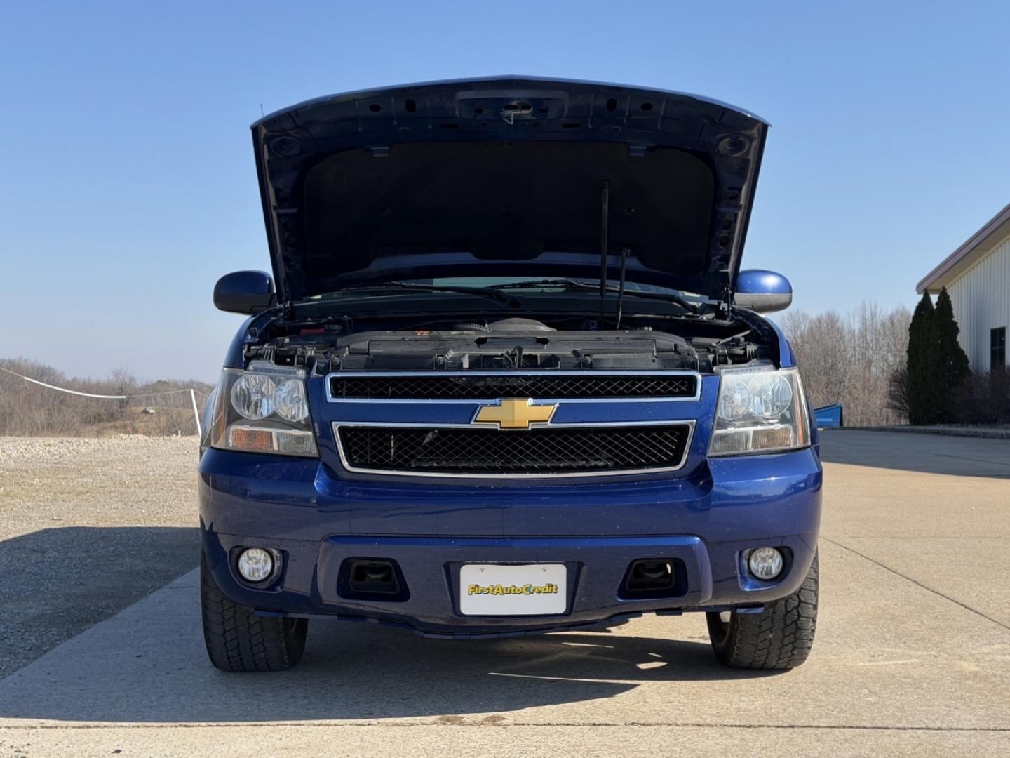 2013 BLUE /Black Chevrolet Avalanche LT (3GNTKFE79DG) with an 5.3L V8 engine, Automatic transmission, located at 2990 Old Orchard Rd., Jackson, MO, 63755, 37.354214, -89.612106 - 2013 Chevrolet Avalanche LT Black Diamond 188xxx miles 4x4 5.3L V8 Automatic Leather Power/Heated Seats Backup Camera Sunroof Remote Start Cruise Power Windows/Locks/Mirrors We have financing available and we accept trades! Fill out a credit application on our website or come by today! - Photo#33