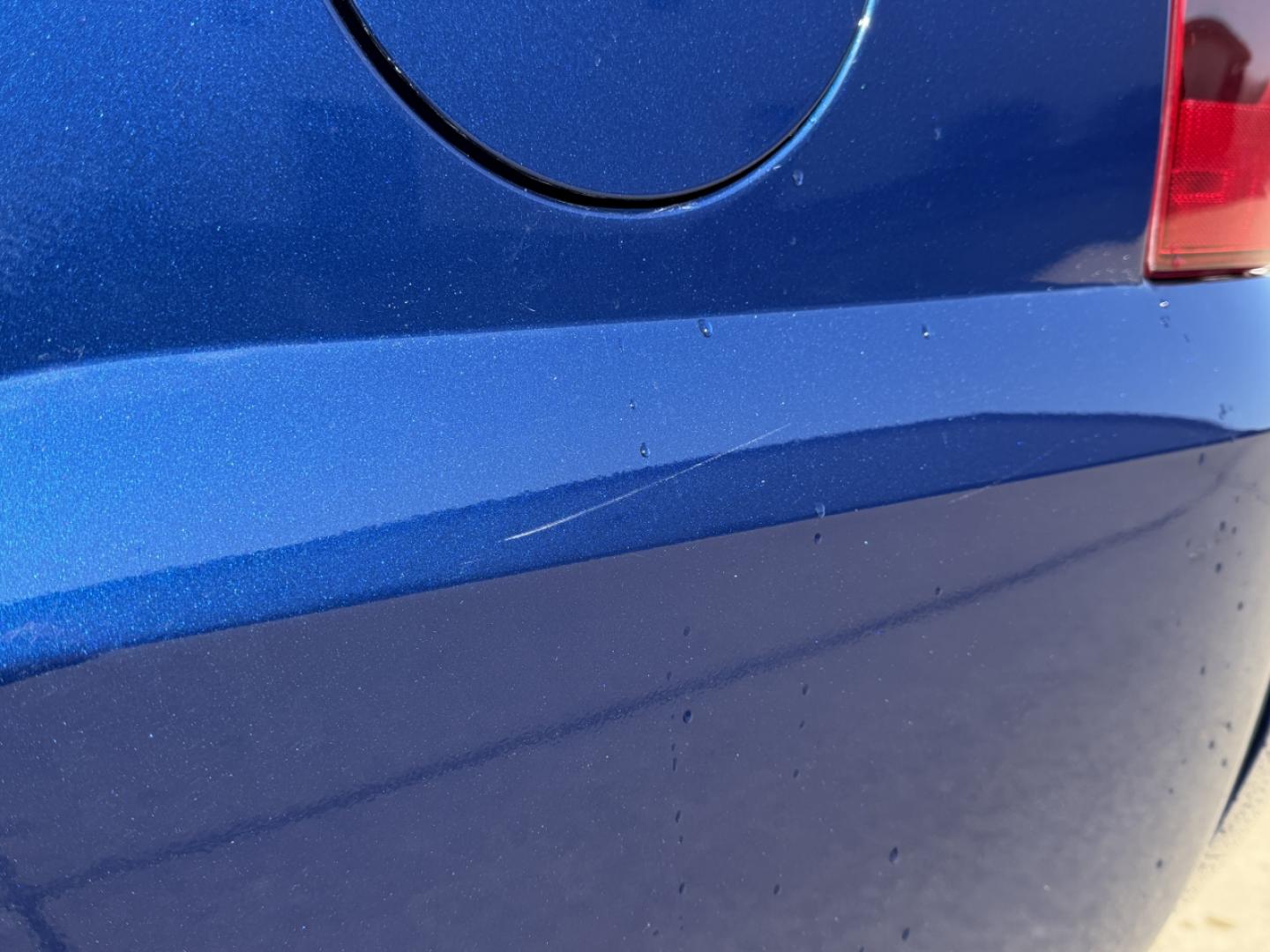 2013 BLUE /Black Chevrolet Avalanche LT (3GNTKFE79DG) with an 5.3L V8 engine, Automatic transmission, located at 2990 Old Orchard Rd., Jackson, MO, 63755, 37.354214, -89.612106 - 2013 Chevrolet Avalanche LT Black Diamond 188xxx miles 4x4 5.3L V8 Automatic Leather Power/Heated Seats Backup Camera Sunroof Remote Start Cruise Power Windows/Locks/Mirrors We have financing available and we accept trades! Fill out a credit application on our website or come by today! - Photo#41