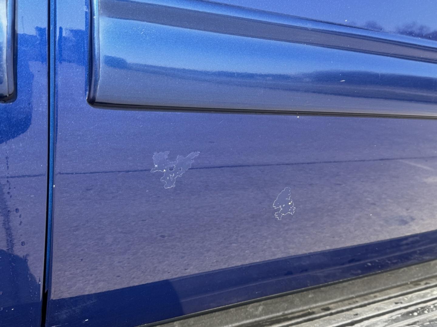 2013 BLUE /Black Chevrolet Avalanche LT (3GNTKFE79DG) with an 5.3L V8 engine, Automatic transmission, located at 2990 Old Orchard Rd., Jackson, MO, 63755, 37.354214, -89.612106 - 2013 Chevrolet Avalanche LT Black Diamond 188xxx miles 4x4 5.3L V8 Automatic Leather Power/Heated Seats Backup Camera Sunroof Remote Start Cruise Power Windows/Locks/Mirrors We have financing available and we accept trades! Fill out a credit application on our website or come by today! - Photo#49