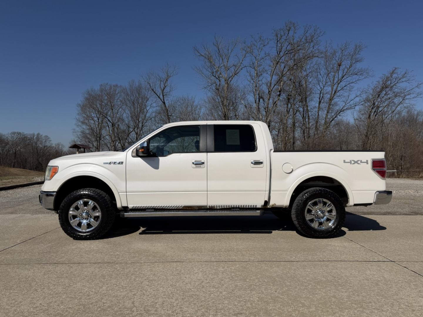 2010 WHITE /Black Ford F-150 Lariat (1FTFW1EV7AF) with an 5.4L V8 engine, Automatic transmission, located at 2990 Old Orchard Rd., Jackson, MO, 63755, 37.354214, -89.612106 - 2010 Ford F-150 Lariat 149xxx miles 4x4 5.4L V8 Automatic Power/Heated/Cooled Seats Backup Camera Sunroof Bluetooth Cruise Power Windows/Locks/Mirrors We have financing available and we accept trades! Fill out a credit application on our website or come by today! If you have any question - Photo#8