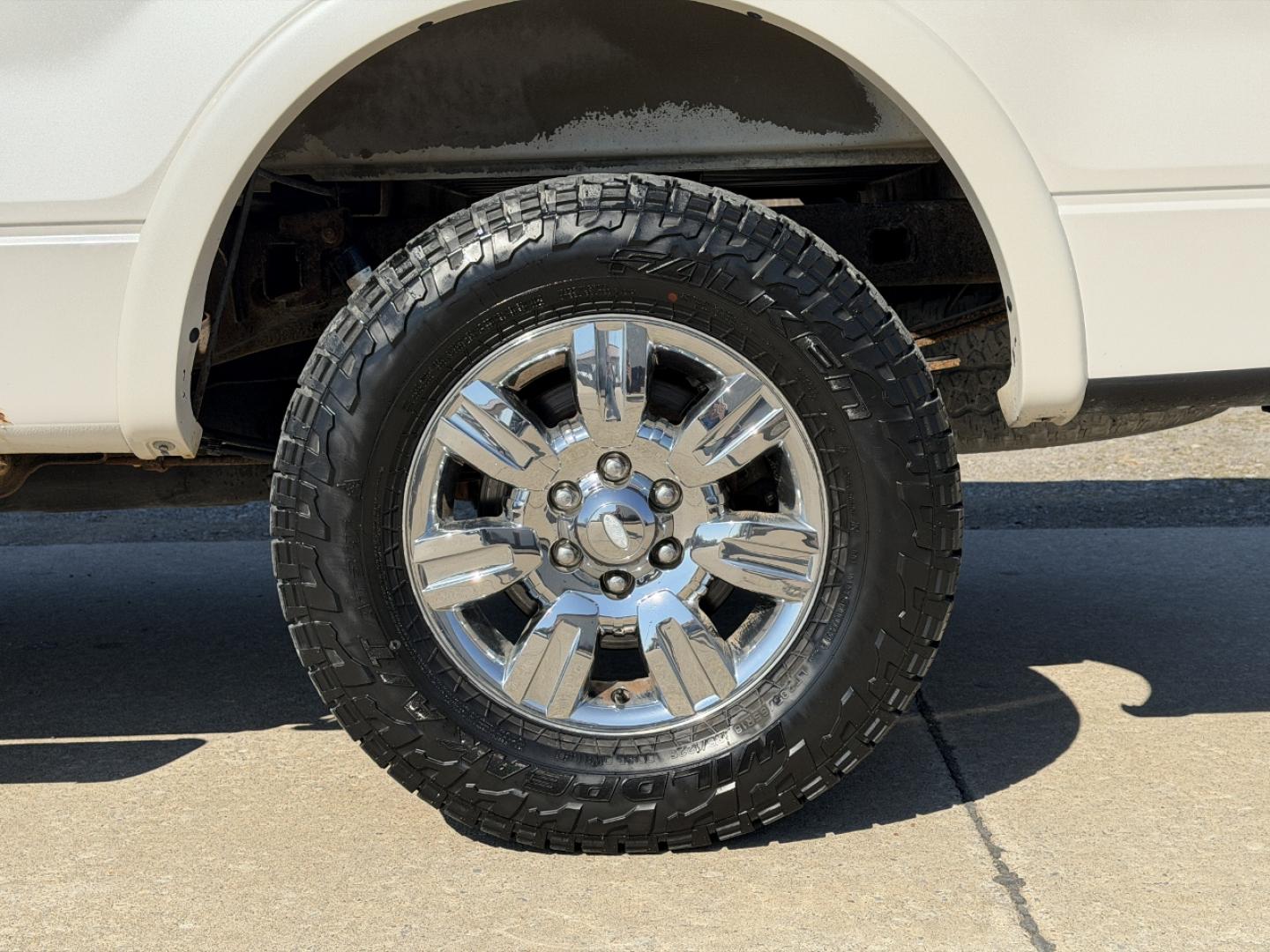 2010 WHITE /Black Ford F-150 Lariat (1FTFW1EV7AF) with an 5.4L V8 engine, Automatic transmission, located at 2990 Old Orchard Rd., Jackson, MO, 63755, 37.354214, -89.612106 - 2010 Ford F-150 Lariat 149xxx miles 4x4 5.4L V8 Automatic Power/Heated/Cooled Seats Backup Camera Sunroof Bluetooth Cruise Power Windows/Locks/Mirrors We have financing available and we accept trades! Fill out a credit application on our website or come by today! If you have any question - Photo#37