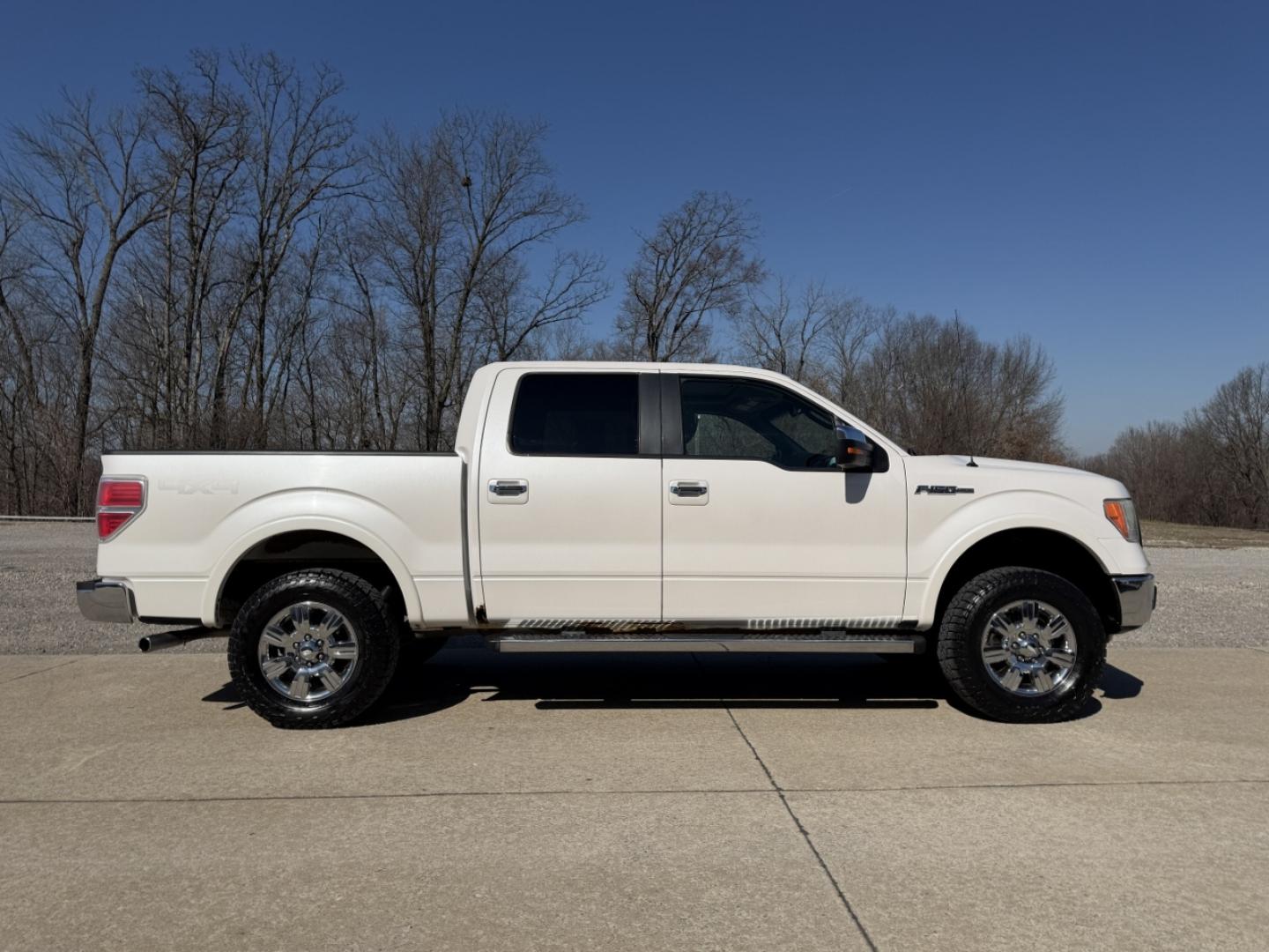 2010 WHITE /Black Ford F-150 Lariat (1FTFW1EV7AF) with an 5.4L V8 engine, Automatic transmission, located at 2990 Old Orchard Rd., Jackson, MO, 63755, 37.354214, -89.612106 - 2010 Ford F-150 Lariat 149xxx miles 4x4 5.4L V8 Automatic Power/Heated/Cooled Seats Backup Camera Sunroof Bluetooth Cruise Power Windows/Locks/Mirrors We have financing available and we accept trades! Fill out a credit application on our website or come by today! If you have any question - Photo#9