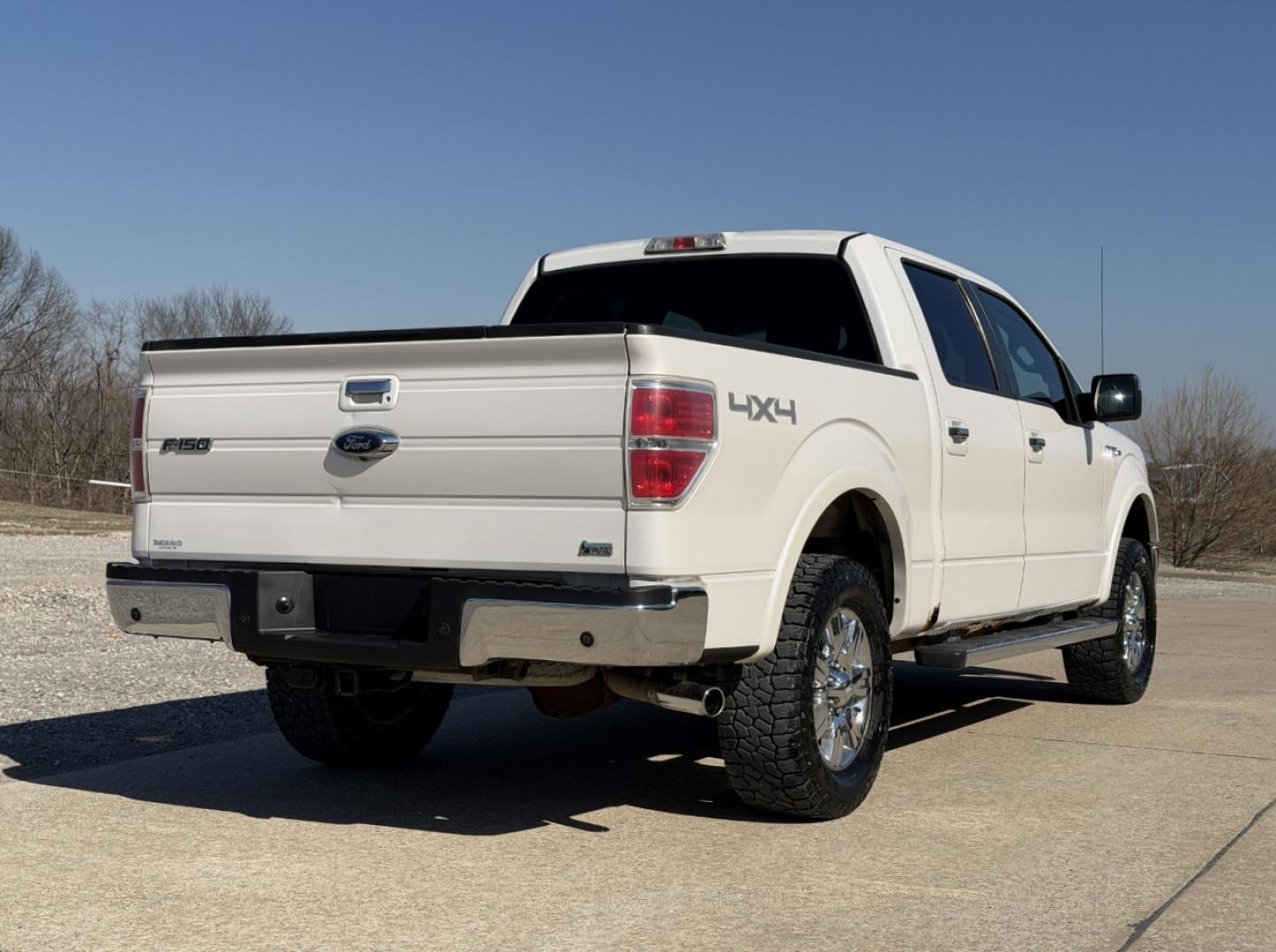 2010 WHITE /Black Ford F-150 Lariat (1FTFW1EV7AF) with an 5.4L V8 engine, Automatic transmission, located at 2990 Old Orchard Rd., Jackson, MO, 63755, 37.354214, -89.612106 - 2010 Ford F-150 Lariat 149xxx miles 4x4 5.4L V8 Automatic Power/Heated/Cooled Seats Backup Camera Sunroof Bluetooth Cruise Power Windows/Locks/Mirrors We have financing available and we accept trades! Fill out a credit application on our website or come by today! If you have any question - Photo#10