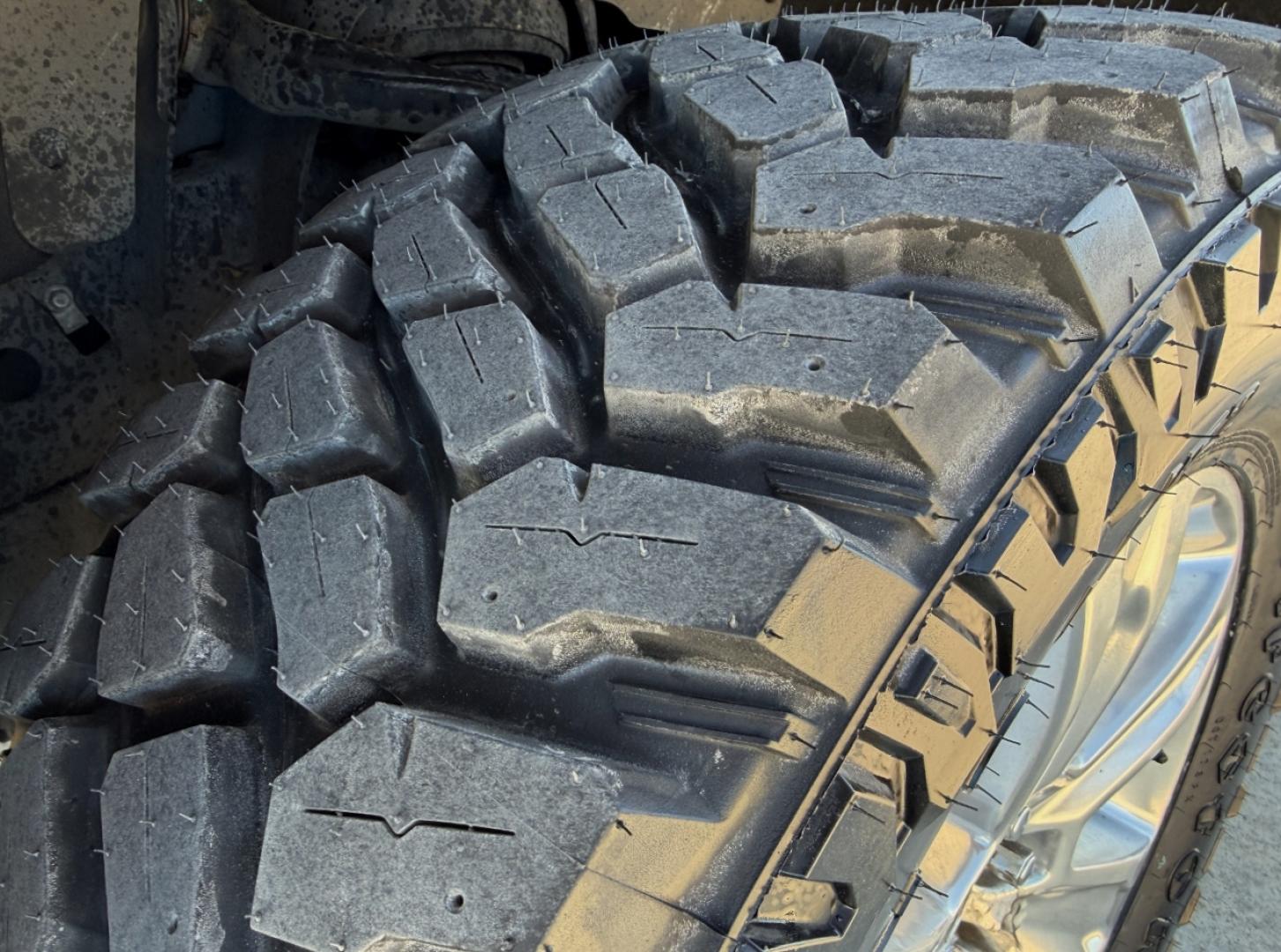 2015 WHITE /Black Ford F-150 Platinum (1FTEW1EG0FF) with an 3.5L V6 engine, Automatic transmission, located at 2990 Old Orchard Rd., Jackson, MO, 63755, 37.354214, -89.612106 - 2015 Ford F-150 Platinum 173xxx miles 4x4 3.5L V6 Automatic Leather Navigation Power/Heated/Cooled Seats Heated Rear Seats Heated Steering Wheel Backup Camera Sunroof Power Running Boards Bluetooth Remote Start Cruise Power Windows/Locks/Mirrors We have financing available and we ac - Photo#44