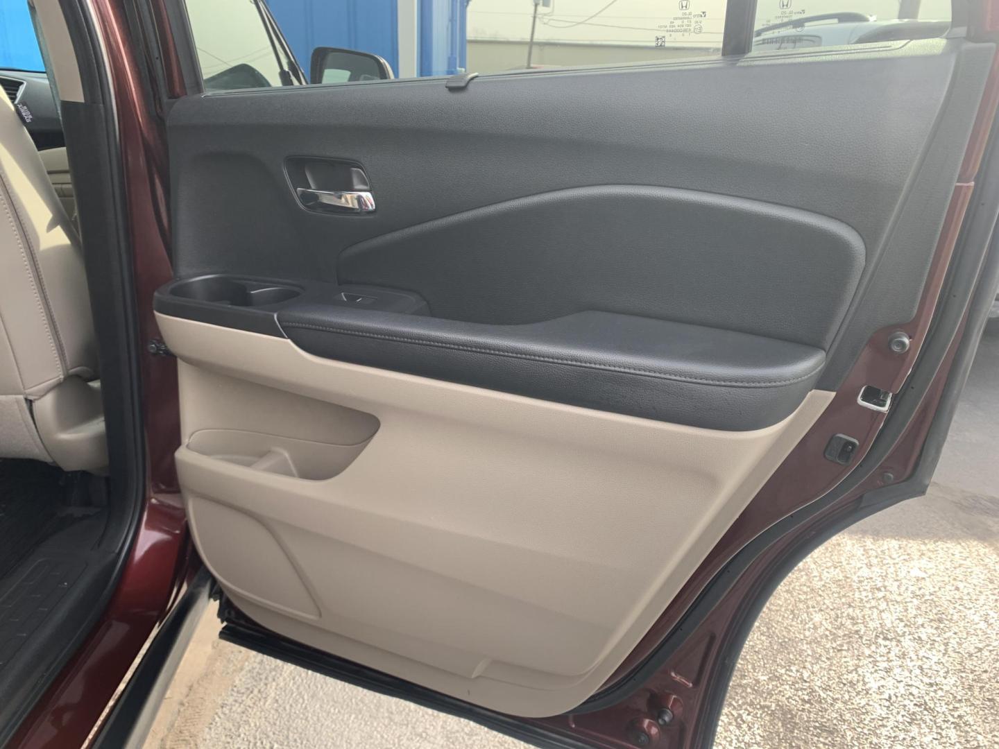 2021 MAROON /TAN Honda Pilot Touring AWD w/Rear Captains Chairs (5FNYF6H69MB) with an 3.5L V6 SOHC 24V engine, Automatic transmission, located at 506 S. Kingshighway, Cape Girardeau, MO, 63703, (573) 235-5000, 37.294991, -89.553635 - 2021 Honda Pilot Touring 88,xxx miles Rear Entertainment All Wheel Drive Cruise Bluetooth Keyless entry Push Button Start Back-up Camera Power Seats Heated Seats We have financing available and we accept trades! Fill out a credit application on our website or come by today! If you ha - Photo#10