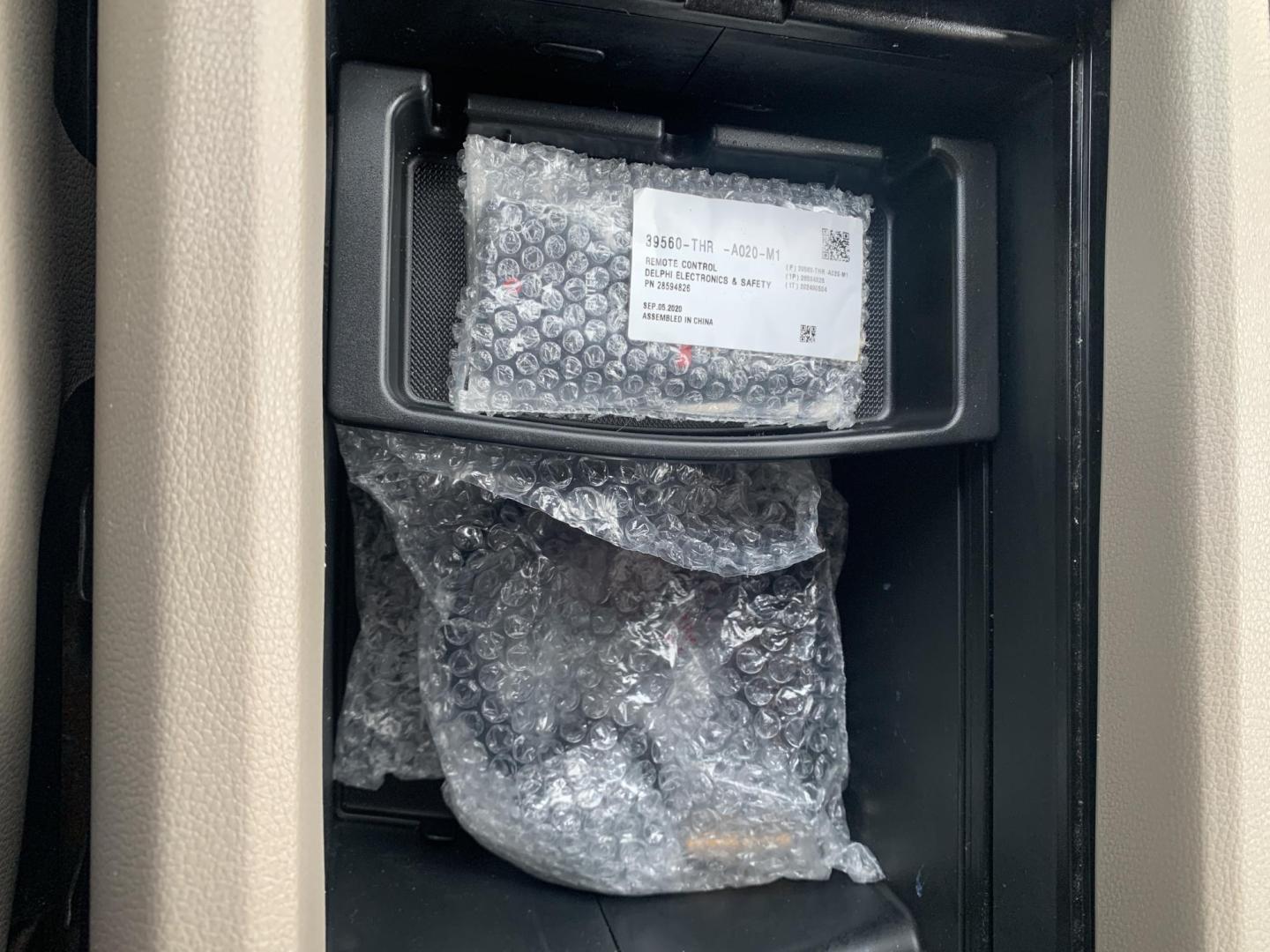 2021 MAROON /TAN Honda Pilot Touring AWD w/Rear Captains Chairs (5FNYF6H69MB) with an 3.5L V6 SOHC 24V engine, Automatic transmission, located at 506 S. Kingshighway, Cape Girardeau, MO, 63703, (573) 235-5000, 37.294991, -89.553635 - 2021 Honda Pilot Touring 88,xxx miles Rear Entertainment All Wheel Drive Cruise Bluetooth Keyless entry Push Button Start Back-up Camera Power Seats Heated Seats We have financing available and we accept trades! Fill out a credit application on our website or come by today! If you ha - Photo#33