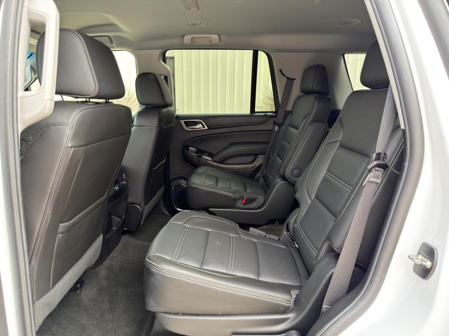 2018 WHITE /Black GMC Yukon Denali 4WD (1GKS2CKJ4JR) with an 6.2L V8 engine, Automatic transmission, located at 2990 Old Orchard Rd., Jackson, MO, 63755, 37.354214, -89.612106 - 2018 GMC Yukon Denali 1-Owner 97xxx miles 4 Wheel Drive 6.2L V8 Automatic Leather 3rd Row Navigation Power/Heated/Cooled Seats Heated Rear Seats Heated Steering Wheel Backup Camera Power Running Boards Bluetooth Remote Start Cruise Power Windows/Locks/Mirrors We have financing avai - Photo#21