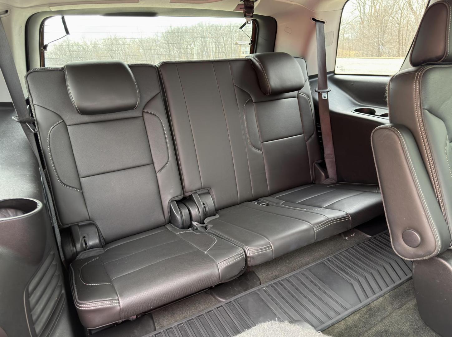 2018 WHITE /Black GMC Yukon Denali 4WD (1GKS2CKJ4JR) with an 6.2L V8 engine, Automatic transmission, located at 2990 Old Orchard Rd., Jackson, MO, 63755, 37.354214, -89.612106 - 2018 GMC Yukon Denali 1-Owner 97xxx miles 4 Wheel Drive 6.2L V8 Automatic Leather 3rd Row Navigation Power/Heated/Cooled Seats Heated Rear Seats Heated Steering Wheel Backup Camera Power Running Boards Bluetooth Remote Start Cruise Power Windows/Locks/Mirrors We have financing avai - Photo#23