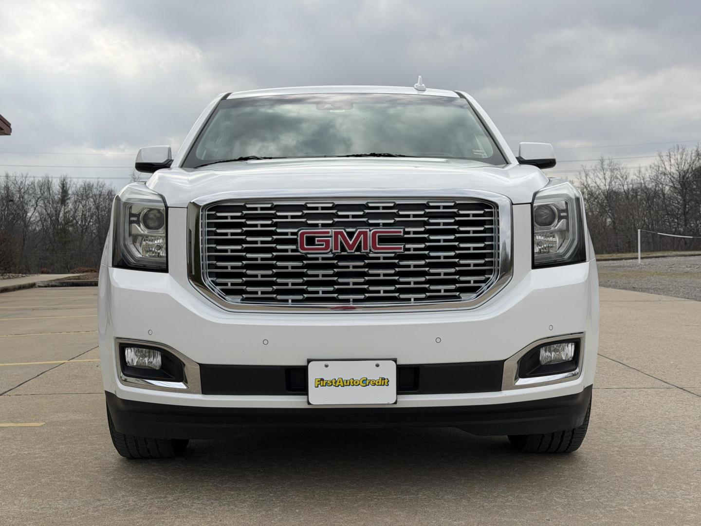 2018 WHITE /Black GMC Yukon Denali 4WD (1GKS2CKJ4JR) with an 6.2L V8 engine, Automatic transmission, located at 2990 Old Orchard Rd., Jackson, MO, 63755, 37.354214, -89.612106 - 2018 GMC Yukon Denali 1-Owner 97xxx miles 4 Wheel Drive 6.2L V8 Automatic Leather 3rd Row Navigation Power/Heated/Cooled Seats Heated Rear Seats Heated Steering Wheel Backup Camera Power Running Boards Bluetooth Remote Start Cruise Power Windows/Locks/Mirrors We have financing avai - Photo#16