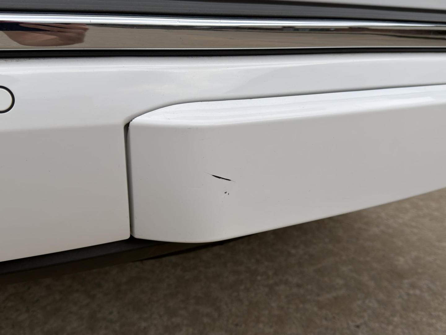 2018 WHITE /Black GMC Yukon Denali 4WD (1GKS2CKJ4JR) with an 6.2L V8 engine, Automatic transmission, located at 2990 Old Orchard Rd., Jackson, MO, 63755, 37.354214, -89.612106 - 2018 GMC Yukon Denali 1-Owner 97xxx miles 4 Wheel Drive 6.2L V8 Automatic Leather 3rd Row Navigation Power/Heated/Cooled Seats Heated Rear Seats Heated Steering Wheel Backup Camera Power Running Boards Bluetooth Remote Start Cruise Power Windows/Locks/Mirrors We have financing avai - Photo#46