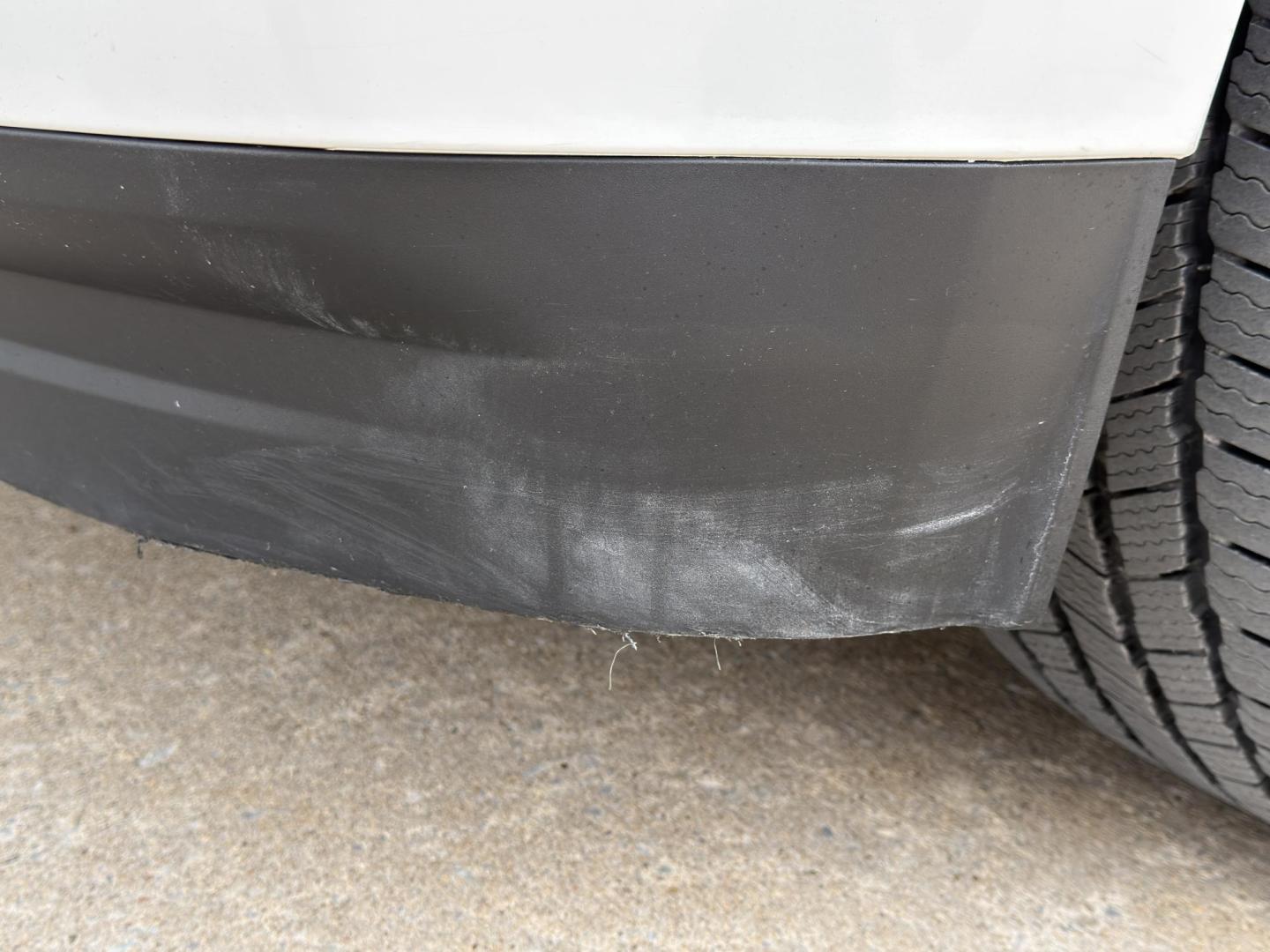 2018 WHITE /Black GMC Yukon Denali 4WD (1GKS2CKJ4JR) with an 6.2L V8 engine, Automatic transmission, located at 2990 Old Orchard Rd., Jackson, MO, 63755, 37.354214, -89.612106 - 2018 GMC Yukon Denali 1-Owner 97xxx miles 4 Wheel Drive 6.2L V8 Automatic Leather 3rd Row Navigation Power/Heated/Cooled Seats Heated Rear Seats Heated Steering Wheel Backup Camera Power Running Boards Bluetooth Remote Start Cruise Power Windows/Locks/Mirrors We have financing avai - Photo#49