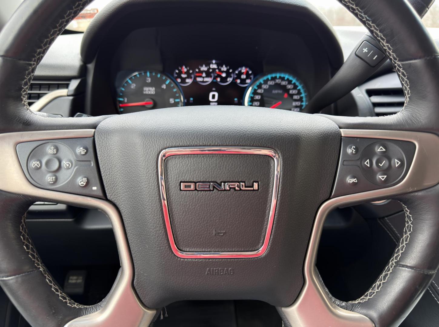 2018 WHITE /Black GMC Yukon Denali 4WD (1GKS2CKJ4JR) with an 6.2L V8 engine, Automatic transmission, located at 2990 Old Orchard Rd., Jackson, MO, 63755, 37.354214, -89.612106 - 2018 GMC Yukon Denali 1-Owner 97xxx miles 4 Wheel Drive 6.2L V8 Automatic Leather 3rd Row Navigation Power/Heated/Cooled Seats Heated Rear Seats Heated Steering Wheel Backup Camera Power Running Boards Bluetooth Remote Start Cruise Power Windows/Locks/Mirrors We have financing avai - Photo#29