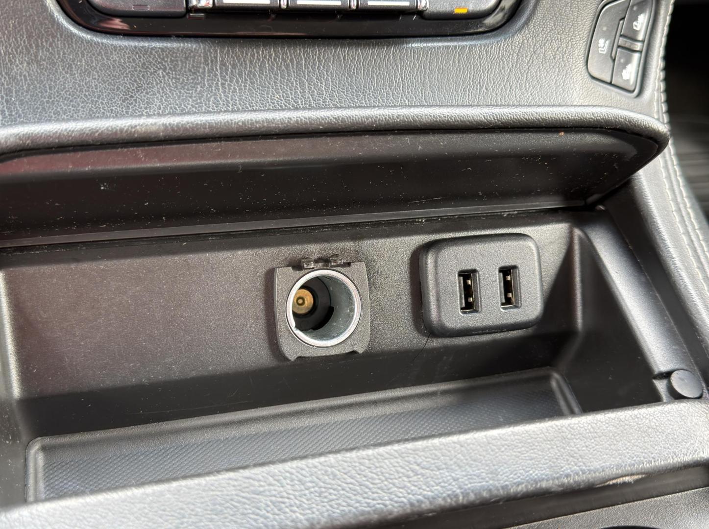 2018 WHITE /Black GMC Yukon Denali 4WD (1GKS2CKJ4JR) with an 6.2L V8 engine, Automatic transmission, located at 2990 Old Orchard Rd., Jackson, MO, 63755, 37.354214, -89.612106 - 2018 GMC Yukon Denali 1-Owner 97xxx miles 4 Wheel Drive 6.2L V8 Automatic Leather 3rd Row Navigation Power/Heated/Cooled Seats Heated Rear Seats Heated Steering Wheel Backup Camera Power Running Boards Bluetooth Remote Start Cruise Power Windows/Locks/Mirrors We have financing avai - Photo#34