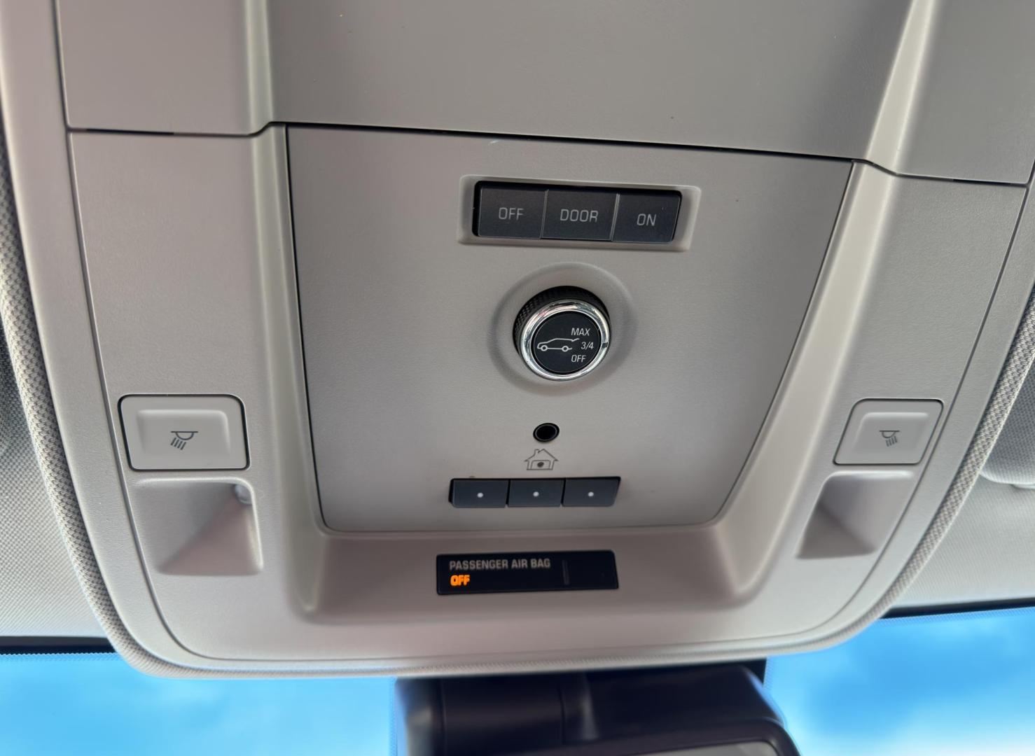 2018 WHITE /Black GMC Yukon Denali 4WD (1GKS2CKJ4JR) with an 6.2L V8 engine, Automatic transmission, located at 2990 Old Orchard Rd., Jackson, MO, 63755, 37.354214, -89.612106 - 2018 GMC Yukon Denali 1-Owner 97xxx miles 4 Wheel Drive 6.2L V8 Automatic Leather 3rd Row Navigation Power/Heated/Cooled Seats Heated Rear Seats Heated Steering Wheel Backup Camera Power Running Boards Bluetooth Remote Start Cruise Power Windows/Locks/Mirrors We have financing avai - Photo#38