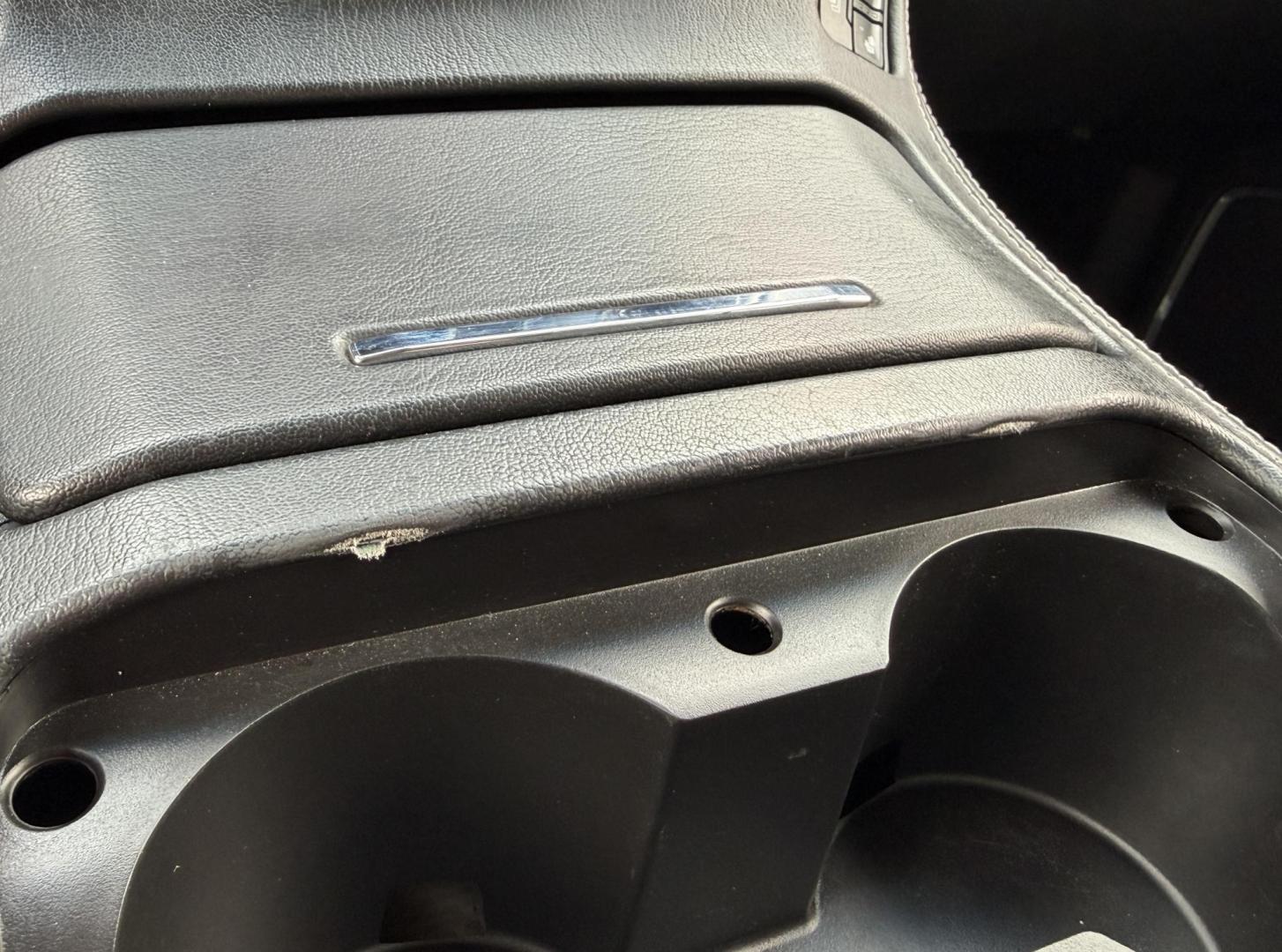 2018 WHITE /Black GMC Yukon Denali 4WD (1GKS2CKJ4JR) with an 6.2L V8 engine, Automatic transmission, located at 2990 Old Orchard Rd., Jackson, MO, 63755, 37.354214, -89.612106 - 2018 GMC Yukon Denali 1-Owner 97xxx miles 4 Wheel Drive 6.2L V8 Automatic Leather 3rd Row Navigation Power/Heated/Cooled Seats Heated Rear Seats Heated Steering Wheel Backup Camera Power Running Boards Bluetooth Remote Start Cruise Power Windows/Locks/Mirrors We have financing avai - Photo#52