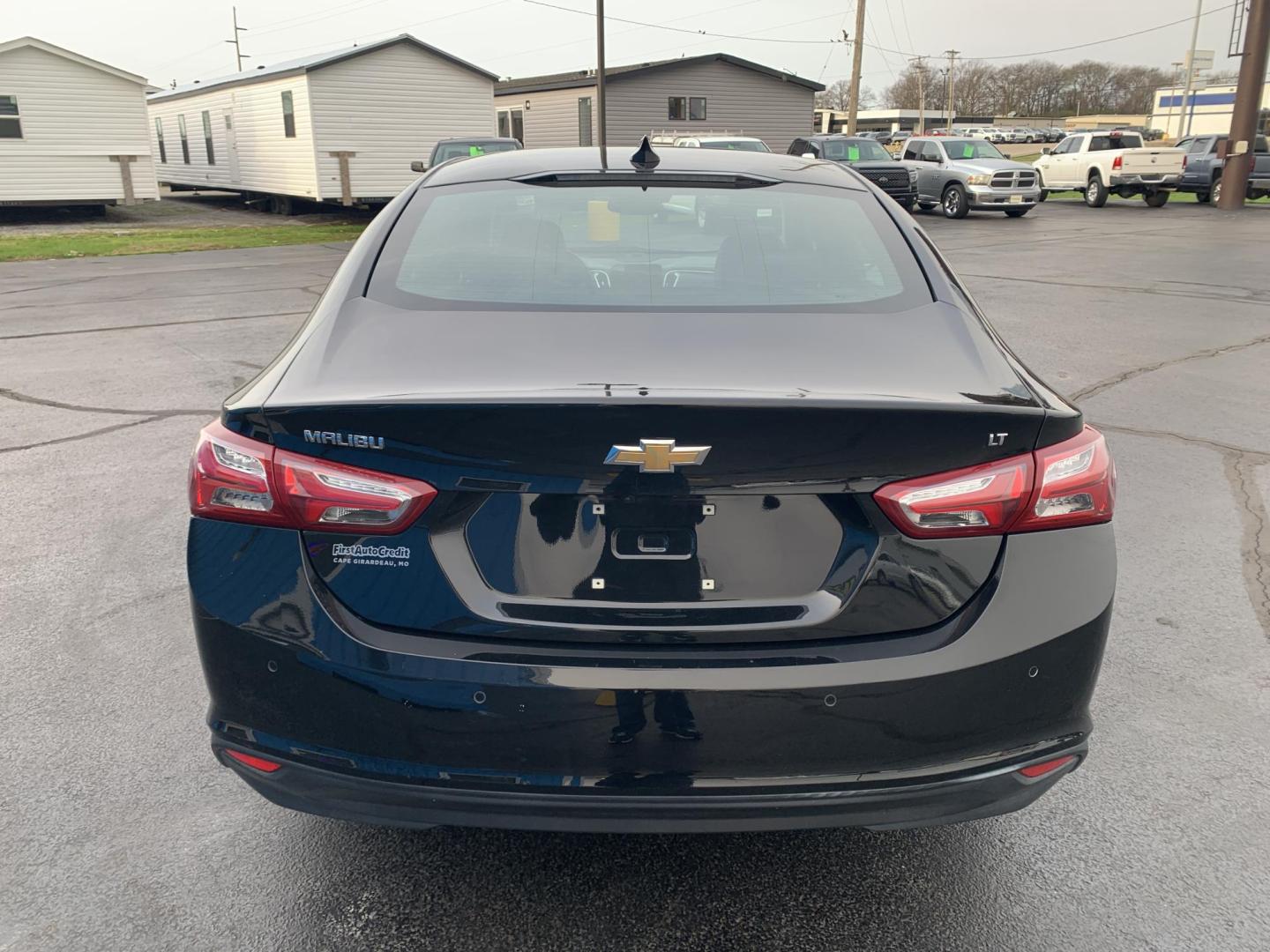 2024 BLACK /BLACK Chevrolet Malibu 2LT (1G1ZE5ST9RF) with an 1.5L L4 DOHC 16V engine, Automatic transmission, located at 506 S. Kingshighway, Cape Girardeau, MO, 63703, (573) 235-5000, 37.294991, -89.553635 - 2024 Chevrolet Malibu 2LT 57,XXX MILES Alarm System Bluetooth Cruise Control Dual Power Front Seats Heated Seats Heated Steering Wheel Integrated Garage Door Opener Interior Ambient Lighting Leather Seats Power Driver's Seat Power Windows Rear Window Defroster Remote Engine Start Stee - Photo#6