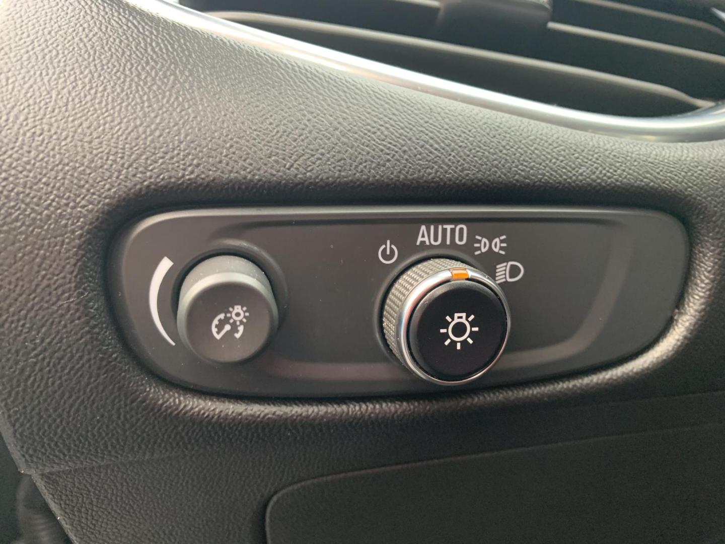 2024 BLACK /BLACK Chevrolet Malibu 2LT (1G1ZE5ST9RF) with an 1.5L L4 DOHC 16V engine, Automatic transmission, located at 506 S. Kingshighway, Cape Girardeau, MO, 63703, (573) 235-5000, 37.294991, -89.553635 - 2024 Chevrolet Malibu 2LT 57,XXX MILES Alarm System Bluetooth Cruise Control Dual Power Front Seats Heated Seats Heated Steering Wheel Integrated Garage Door Opener Interior Ambient Lighting Leather Seats Power Driver's Seat Power Windows Rear Window Defroster Remote Engine Start Stee - Photo#21