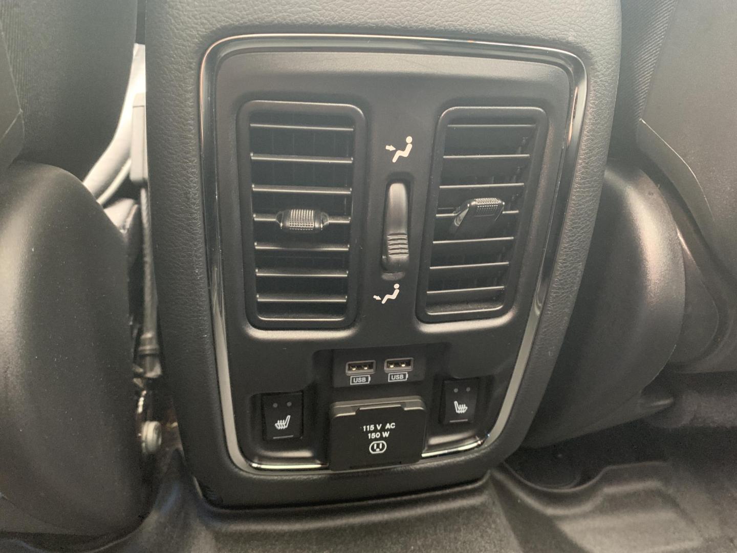 2019 BLACK /BLACK Jeep Grand Cherokee Overland 4WD (1C4RJFCG1KC) with an 3.6L V6 DOHC 24V engine, Automatic transmission, located at 506 S. Kingshighway, Cape Girardeau, MO, 63703, (573) 235-5000, 37.294991, -89.553635 - 2019 Jeep Grand Cherokee Overland 4WD Only 74,xxx miles Alarm System Bluetooth Cruise Control Dual Power Front Seats Folding Rear Seat Heated Seats Heated Steering Wheel Integrated Garage Door Opener Leather Seats Navigation System Power Driver's Seat Power Windows Rear Window Defroste - Photo#15