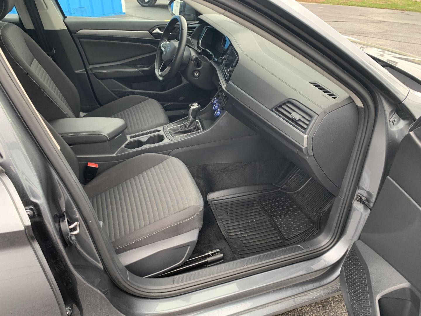 2024 GRAY /GRAY Volkswagen Jetta S (3VW5M7BU1RM) with an 1.5L L4 DOHC 16V engine, Automatic transmission, located at 506 S. Kingshighway, Cape Girardeau, MO, 63703, (573) 235-5000, 37.294991, -89.553635 - 2024 Volkswagen Jetta S 34,XXX Miles Bluetooth Cruise Power Window/Locks/Mirrors Cloth Seats We have financing available and we accept trades! Fill out a credit application on our website or come by today! If you have any questions, give us a call at (573) 235-5000 or visit our website at f - Photo#10