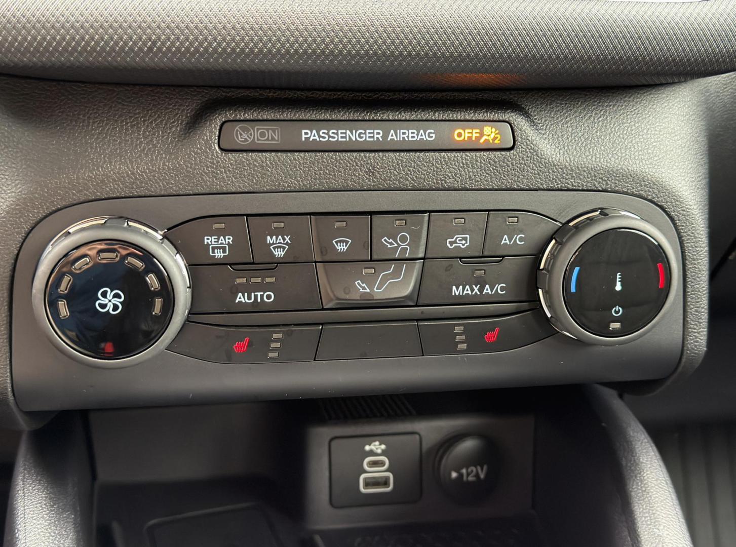 2023 NAVY /Black Ford Bronco Sport Big Bend (3FMCR9B68PR) with an 1.5L 3 Cyl. engine, Automatic transmission, located at 2990 Old Orchard Rd., Jackson, MO, 63755, 37.354214, -89.612106 - 2023 Ford Bronco Big Bend 31xxx miles 4 Wheel Drive 1.5L 3 Cyl. Automatic Backup Camera Power Driver Seat Heated Seats Bluetooth Cruise Power Windows/Locks/Mirrors We have financing available and we accept trades! Fill out a credit application on our website or come by today! If you have - Photo#3