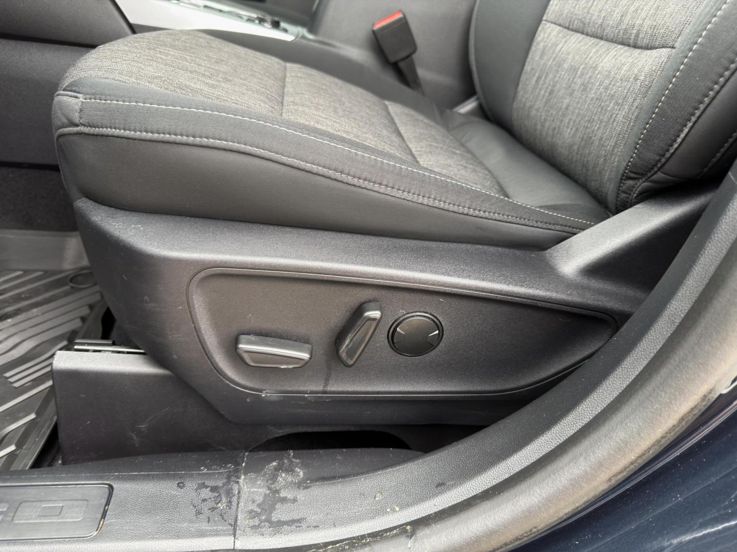 2023 NAVY /Black Ford Bronco Sport Big Bend (3FMCR9B68PR) with an 1.5L 3 Cyl. engine, Automatic transmission, located at 2990 Old Orchard Rd., Jackson, MO, 63755, 37.354214, -89.612106 - 2023 Ford Bronco Big Bend 31xxx miles 4 Wheel Drive 1.5L 3 Cyl. Automatic Backup Camera Power Driver Seat Heated Seats Bluetooth Cruise Power Windows/Locks/Mirrors We have financing available and we accept trades! Fill out a credit application on our website or come by today! If you have - Photo#4