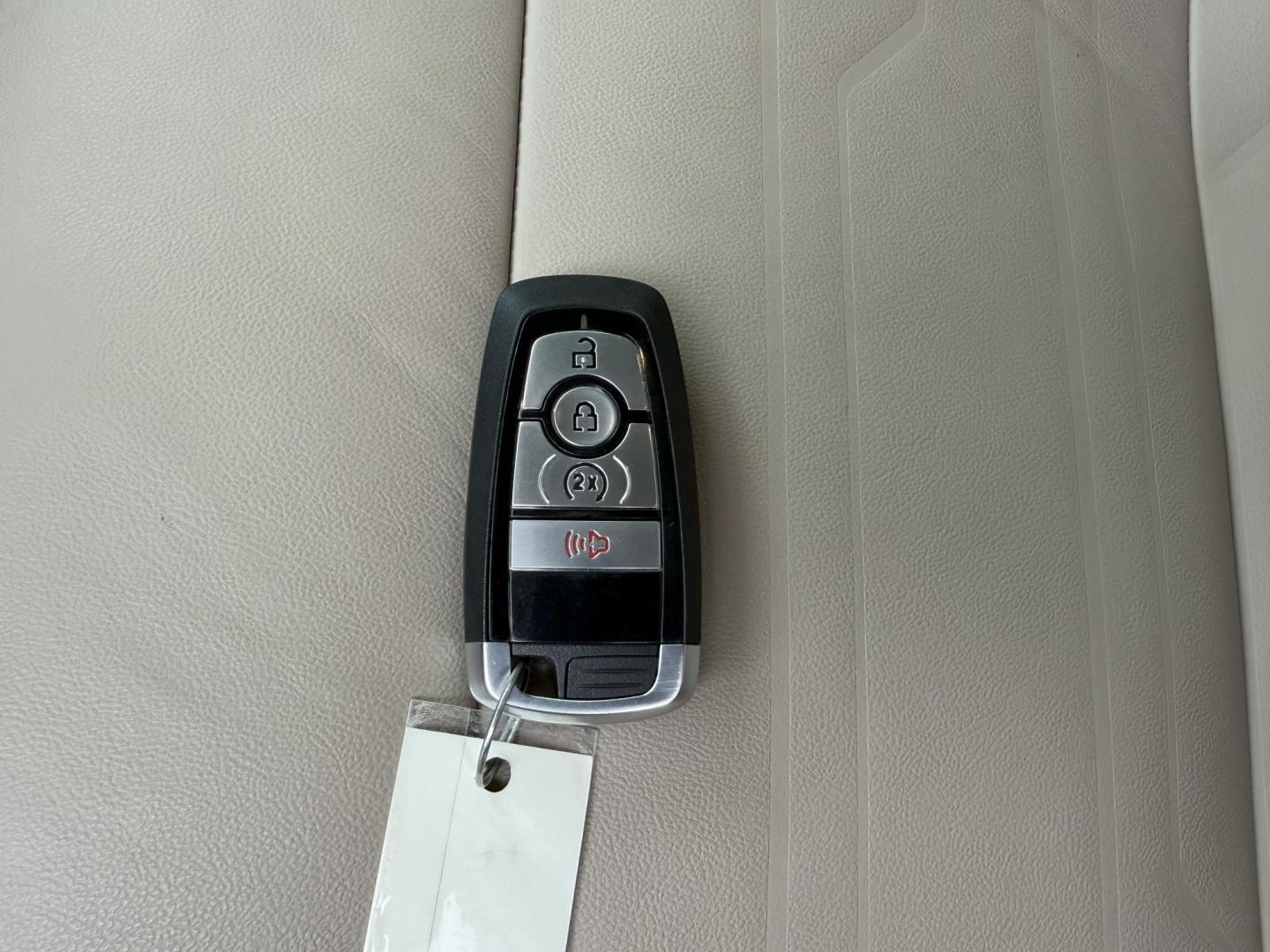 2024 SILVER /Tan Ford Ranger Lariat SuperCrew 4WD (1FTER4KH9RL) with an 2.3L 4 Cyl. engine, Automatic transmission, located at 2990 Old Orchard Rd., Jackson, MO, 63755, 37.354214, -89.612106 - 2024 Ford Ranger Lariat 1-Owner 70xxx miles 4x4 2.3L 4 Cyl. Automatic Leather Navigation Power/Heated Seats Heated Steering Wheel Backup Camera Bluetooth Remote Start Cruise Power Windows/Locks/Mirrors We have financing available and we accept trades! Fill out a credit application on - Photo#7