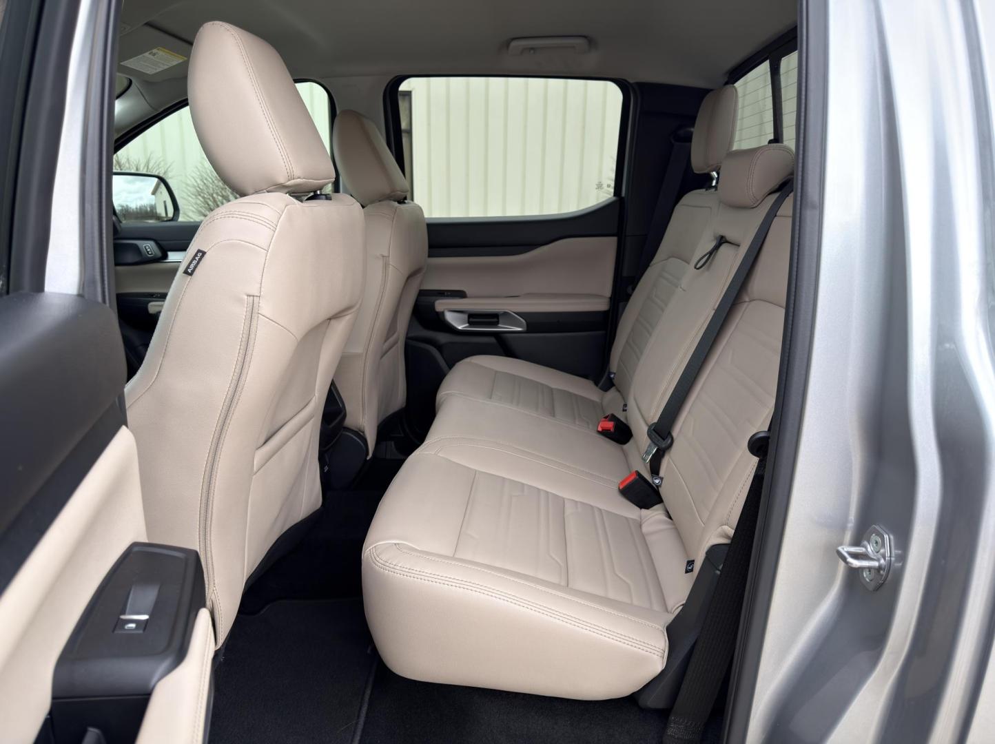 2024 SILVER /Tan Ford Ranger Lariat SuperCrew 4WD (1FTER4KH9RL) with an 2.3L 4 Cyl. engine, Automatic transmission, located at 2990 Old Orchard Rd., Jackson, MO, 63755, 37.354214, -89.612106 - 2024 Ford Ranger Lariat 1-Owner 70xxx miles 4x4 2.3L 4 Cyl. Automatic Leather Navigation Power/Heated Seats Heated Steering Wheel Backup Camera Bluetooth Remote Start Cruise Power Windows/Locks/Mirrors We have financing available and we accept trades! Fill out a credit application on - Photo#19