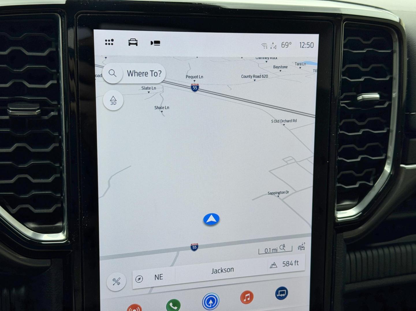 2024 SILVER /Tan Ford Ranger Lariat SuperCrew 4WD (1FTER4KH9RL) with an 2.3L 4 Cyl. engine, Automatic transmission, located at 2990 Old Orchard Rd., Jackson, MO, 63755, 37.354214, -89.612106 - 2024 Ford Ranger Lariat 1-Owner 70xxx miles 4x4 2.3L 4 Cyl. Automatic Leather Navigation Power/Heated Seats Heated Steering Wheel Backup Camera Bluetooth Remote Start Cruise Power Windows/Locks/Mirrors We have financing available and we accept trades! Fill out a credit application on - Photo#3