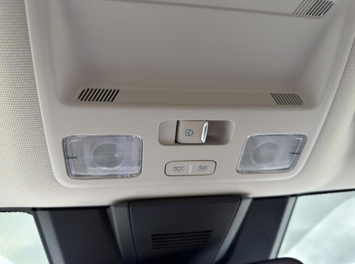 2024 SILVER /Tan Ford Ranger Lariat SuperCrew 4WD (1FTER4KH9RL) with an 2.3L 4 Cyl. engine, Automatic transmission, located at 2990 Old Orchard Rd., Jackson, MO, 63755, 37.354214, -89.612106 - 2024 Ford Ranger Lariat 1-Owner 70xxx miles 4x4 2.3L 4 Cyl. Automatic Leather Navigation Power/Heated Seats Heated Steering Wheel Backup Camera Bluetooth Remote Start Cruise Power Windows/Locks/Mirrors We have financing available and we accept trades! Fill out a credit application on - Photo#33