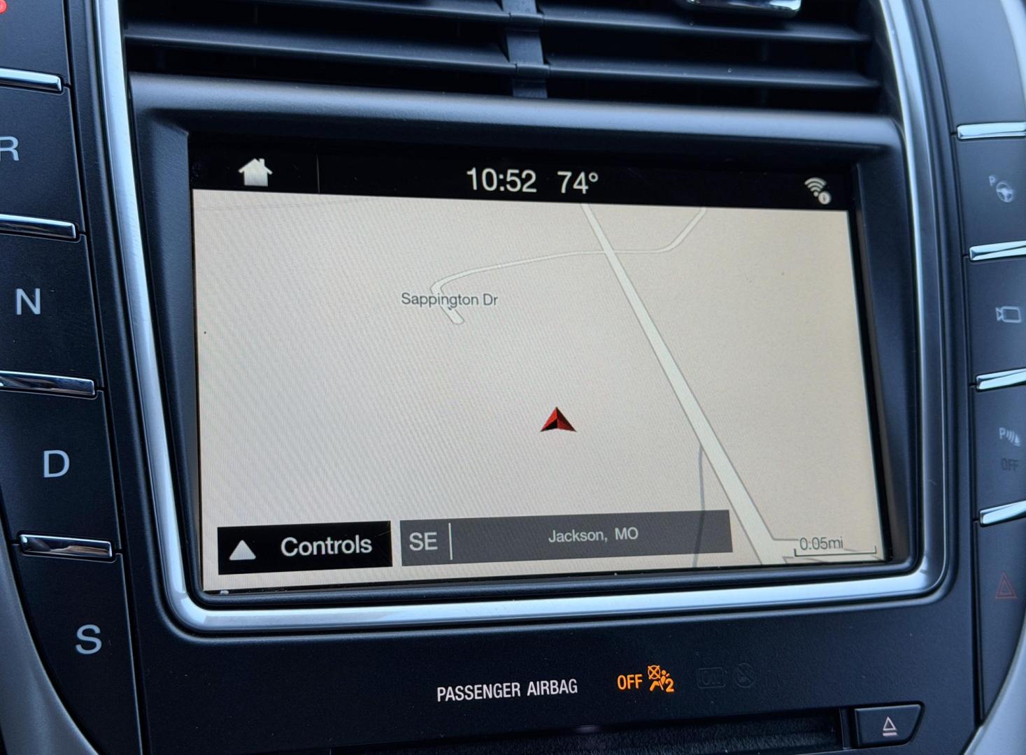 2017 WHITE /Brown Lincoln MKX Reserve AWD (2LMPJ8LRXHB) with an 3.7L V6 engine, Automatic transmission, located at 2990 Old Orchard Rd., Jackson, MO, 63755, 37.354214, -89.612106 - 2017 Lincoln MKX Reserve 1-Owner 113xxx miles All Wheel Drive 3.7L V6 Automatic Leather Navigation Power/Heated/Cooled Seats Heated Rear Seats Heated Steering Wheel Backup Camera Sunroof Remote Start Bluetooth Cruise Power Windows/Locks/Mirrors We have financing available and we acc - Photo#2