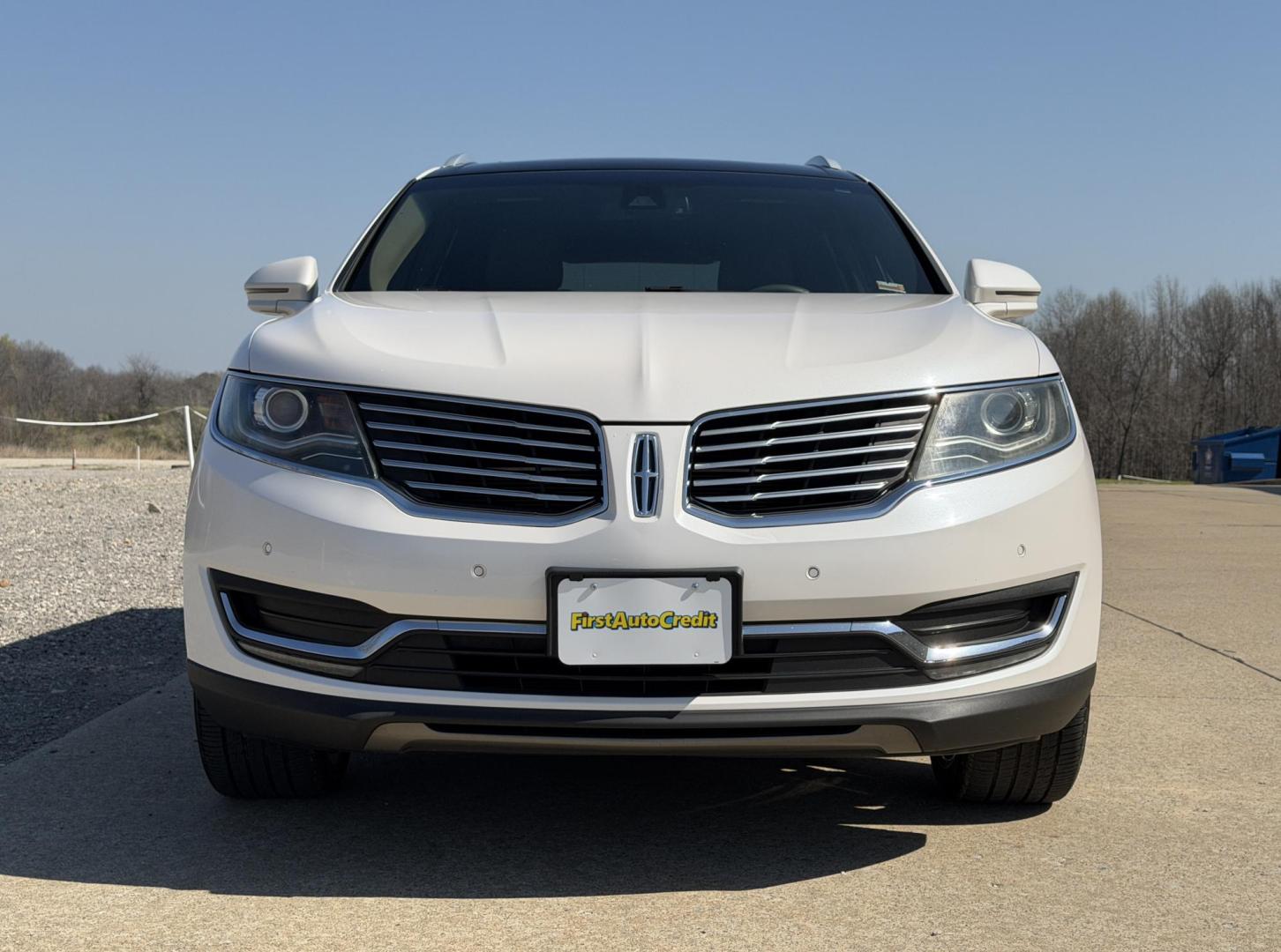 2017 WHITE /Brown Lincoln MKX Reserve AWD (2LMPJ8LRXHB) with an 3.7L V6 engine, Automatic transmission, located at 2990 Old Orchard Rd., Jackson, MO, 63755, 37.354214, -89.612106 - 2017 Lincoln MKX Reserve 1-Owner 113xxx miles All Wheel Drive 3.7L V6 Automatic Leather Navigation Power/Heated/Cooled Seats Heated Rear Seats Heated Steering Wheel Backup Camera Sunroof Remote Start Bluetooth Cruise Power Windows/Locks/Mirrors We have financing available and we acc - Photo#15