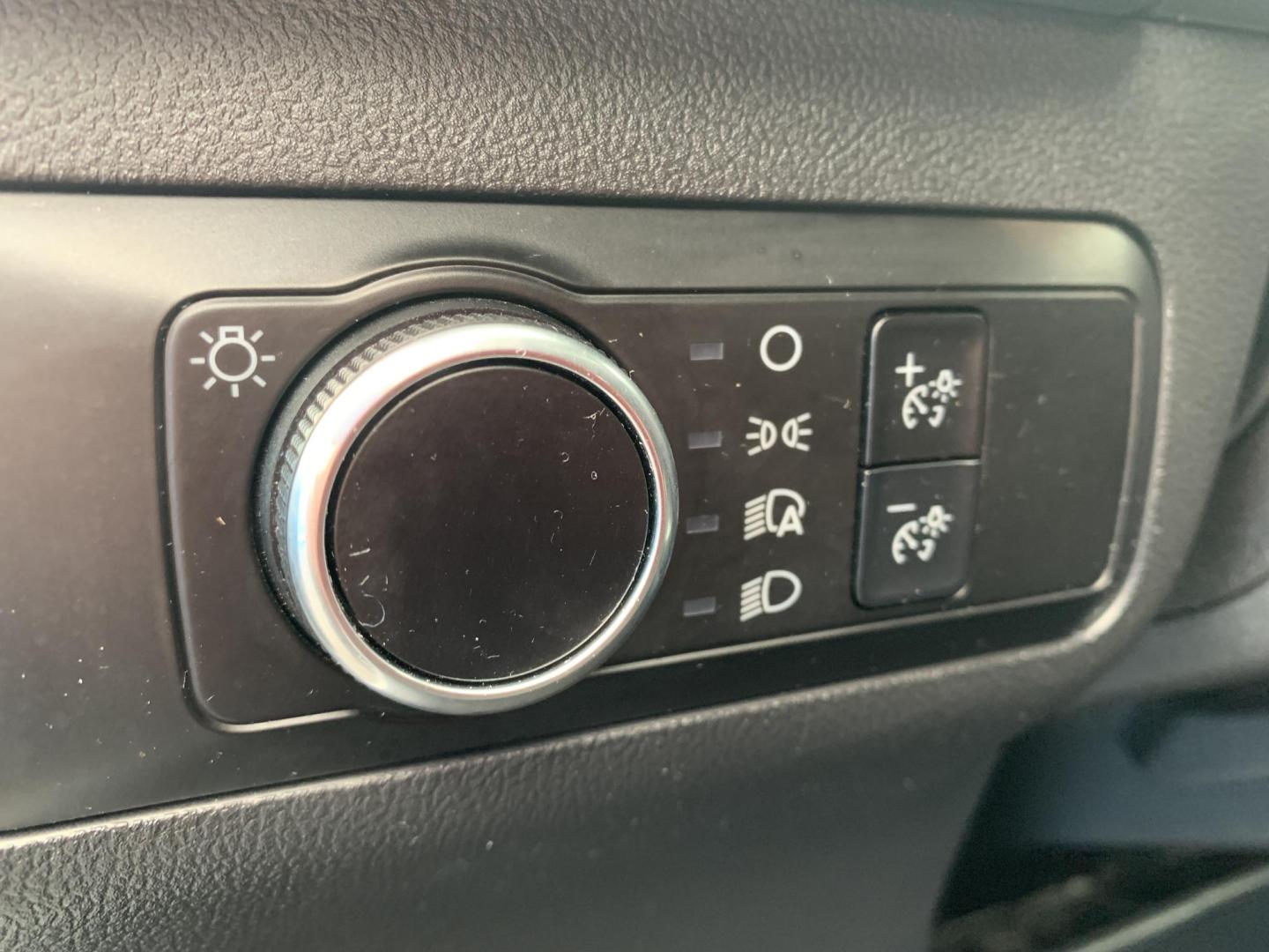 2025 WHITE /BLACK Ford Escape Active (1FMCU0GN4SU) with an 1.5L L3 engine, Automatic transmission, located at 506 S. Kingshighway, Cape Girardeau, MO, 63703, (573) 235-5000, 37.294991, -89.553635 - 2025 Ford Escape Active One Owner 28,xxx miles Power Windows/Locks/Mirrors Rear Window Defroster Bluetooth Power Outlet Steering Wheel Controls Tilt Steering Wheel Folding Rear Seat Cloth Seats Cruise Control Remote Keyless Entry Push-Button Engine Start Touch Screen Monitor We have - Photo#19